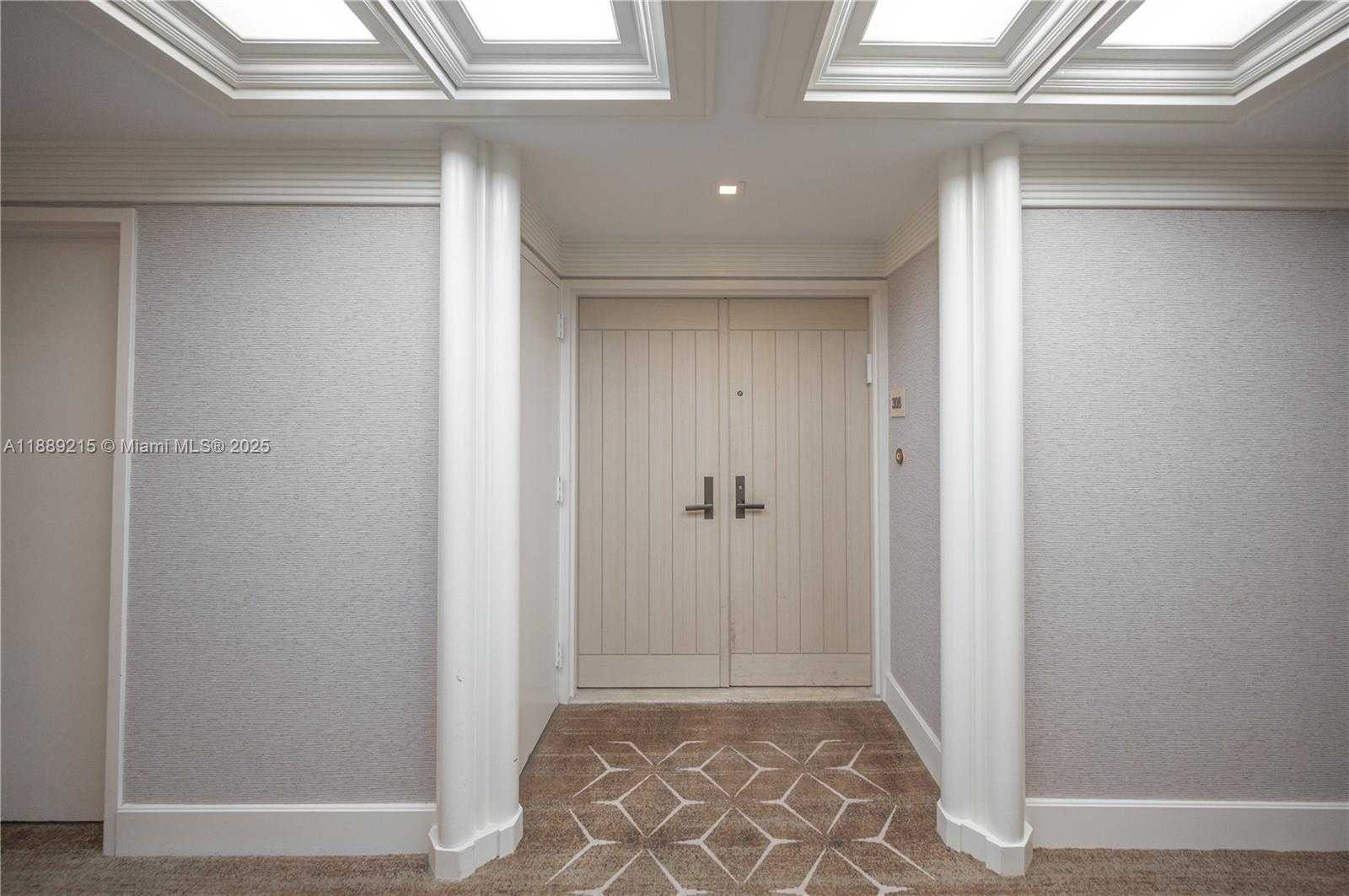 Small Image of 3 GROVE ISLE DR #C308, Miami Number 28