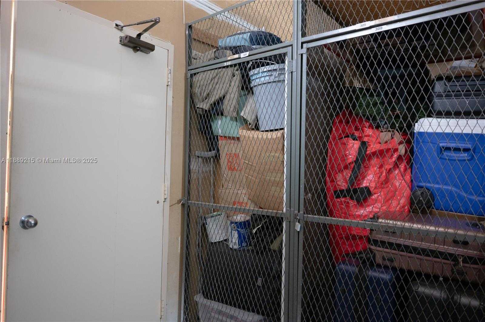 Small Image of 3 GROVE ISLE DR #C308, Miami Number 30