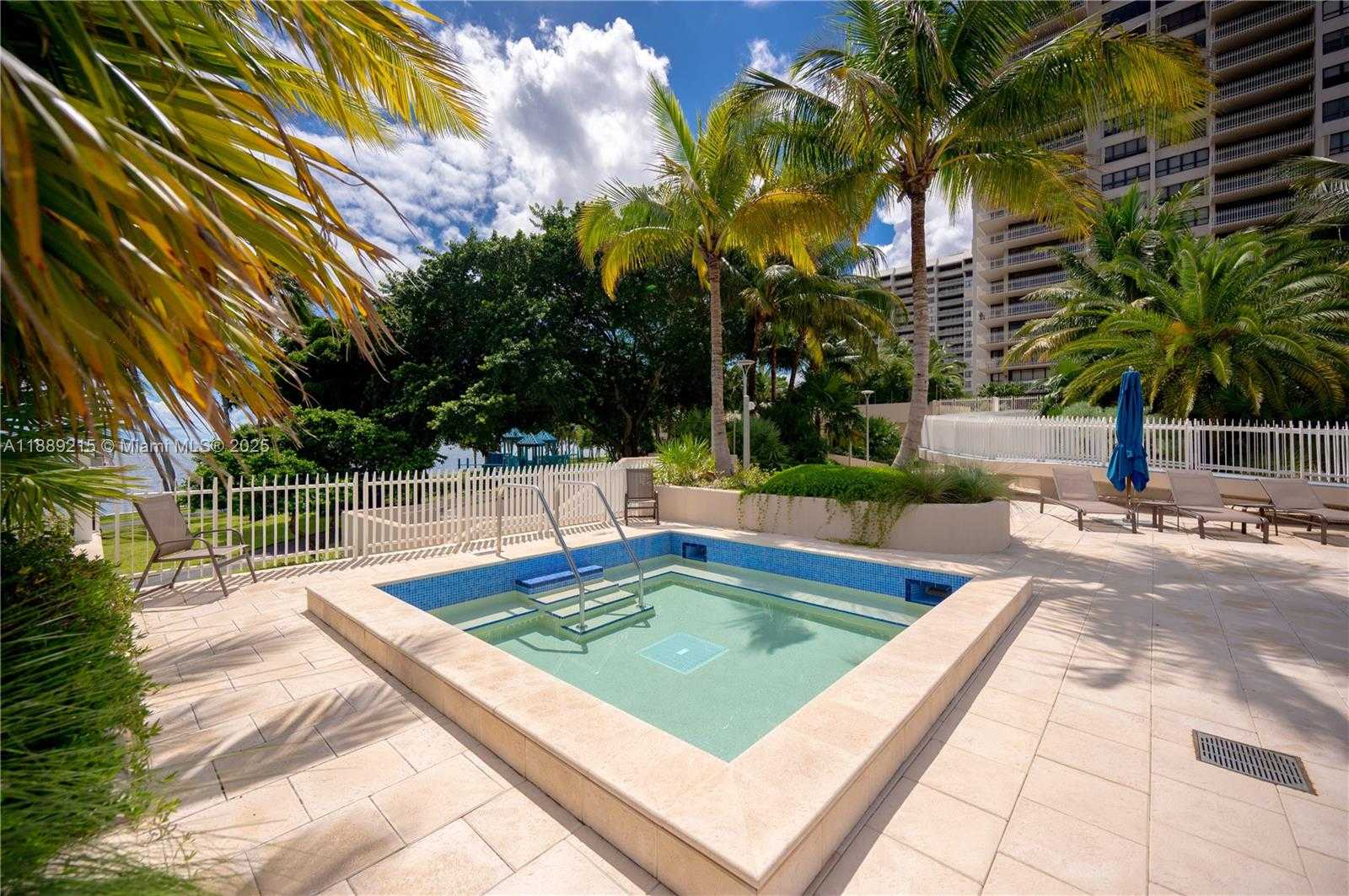 Small Image of 3 GROVE ISLE DR #C308, Miami Number 32