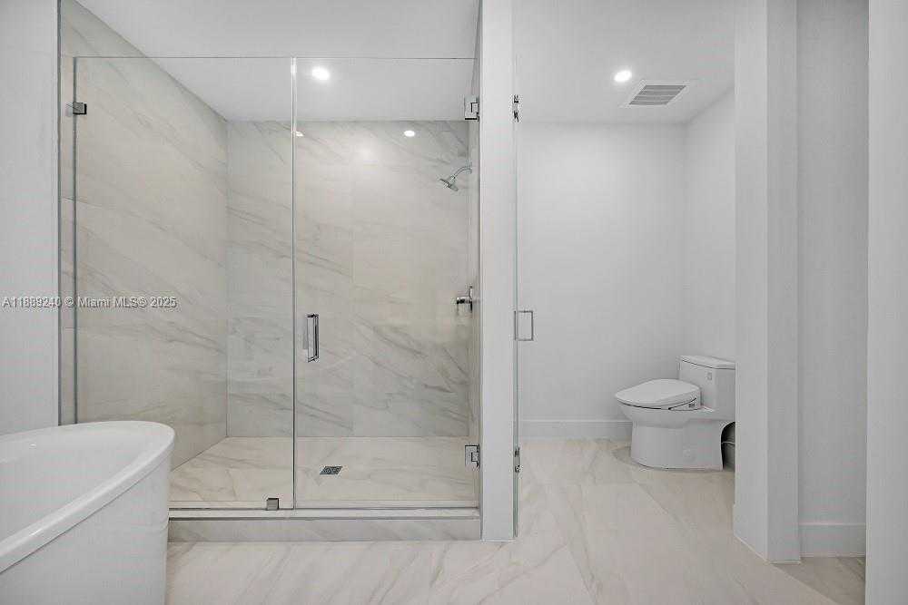 Small Image of 17550 COLLINS AVE #501, Sunny Isles Beach Number 19