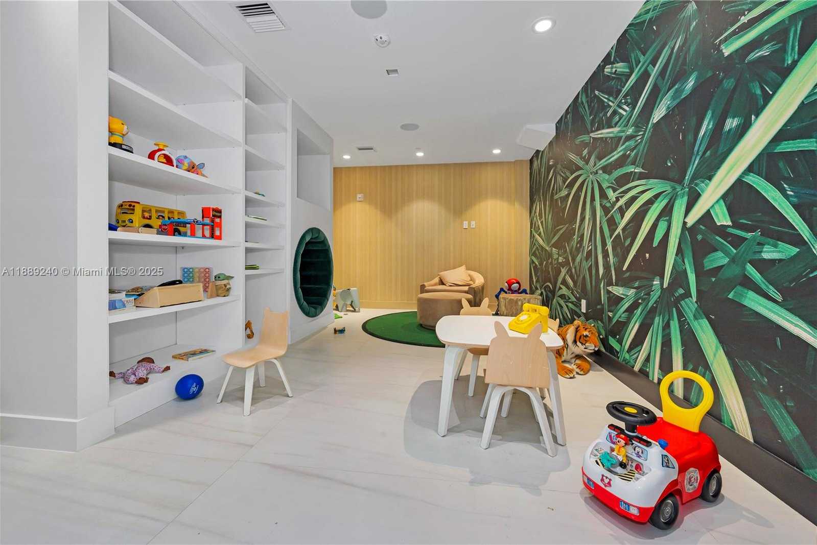 Small Image of 17550 COLLINS AVE #501, Sunny Isles Beach Number 40