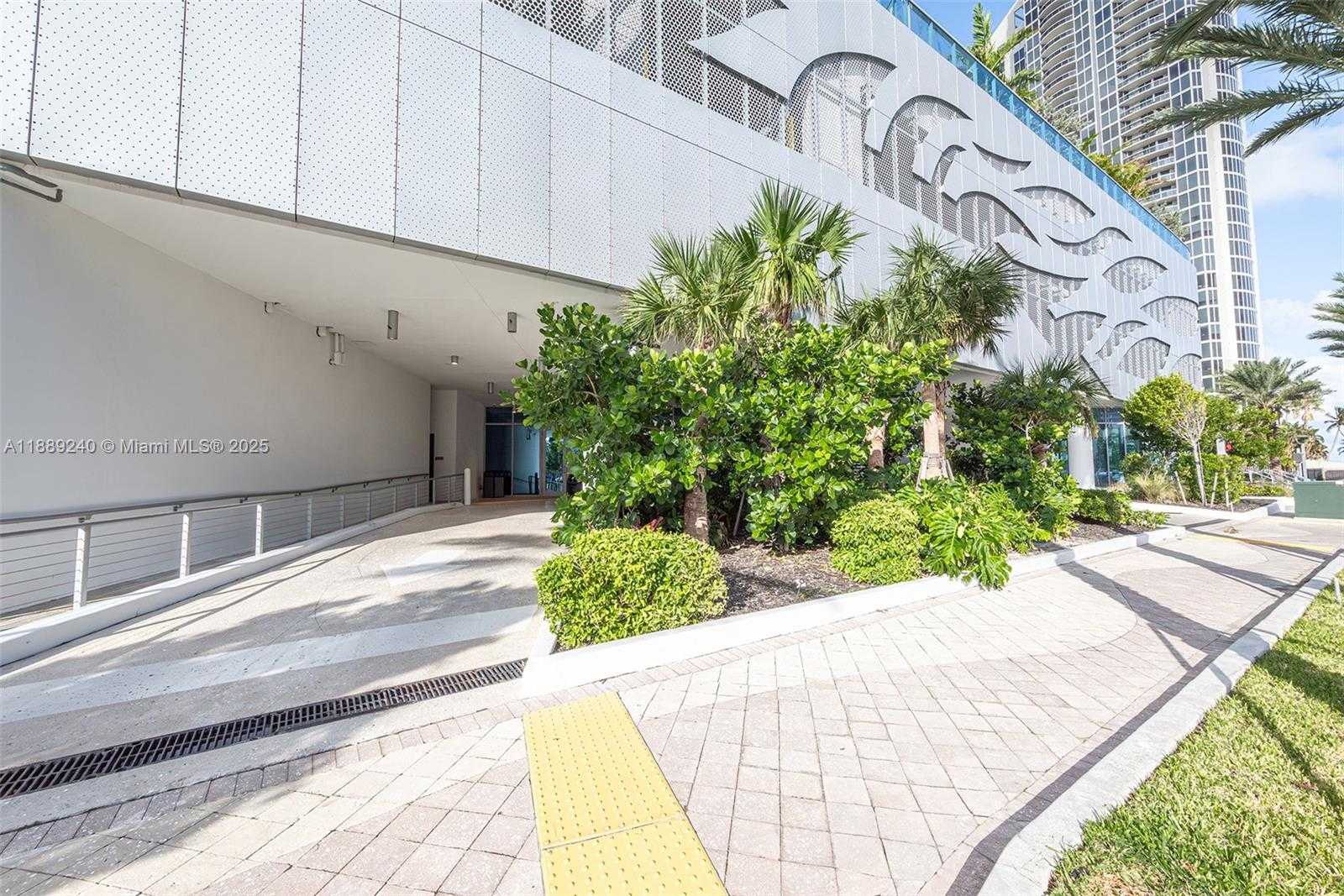 Small Image of 17550 COLLINS AVE #501, Sunny Isles Beach Number 52