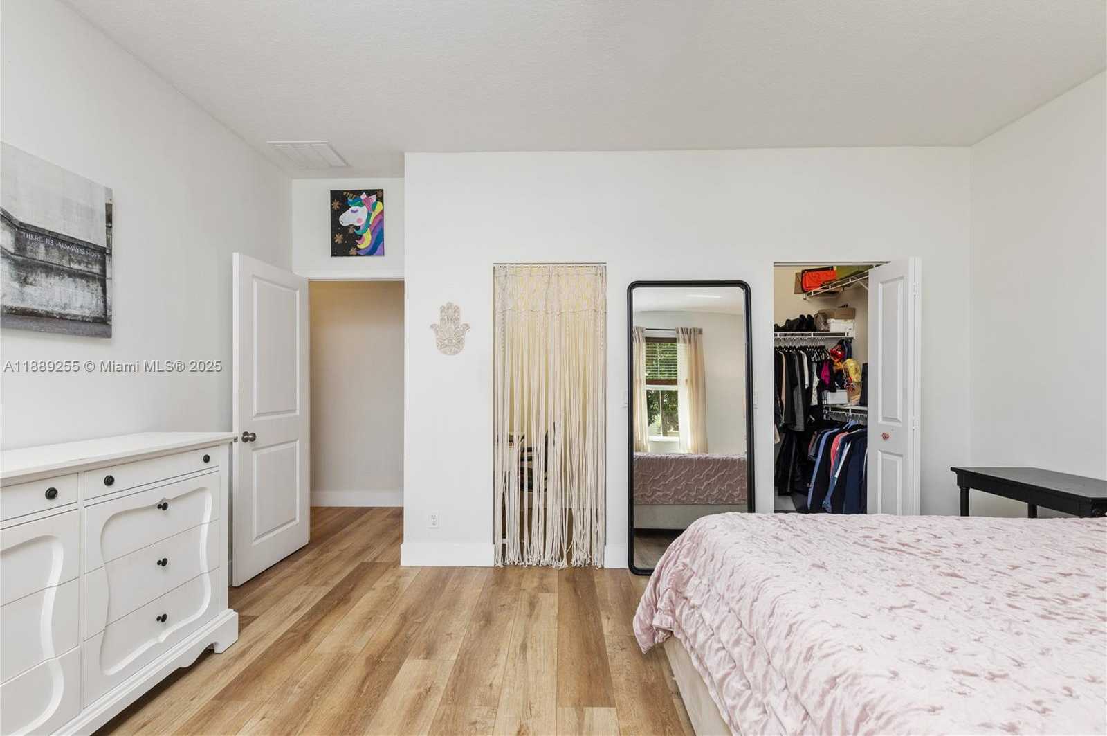 Small Image of 4064 CASCADA CIR, Cooper City Number 23