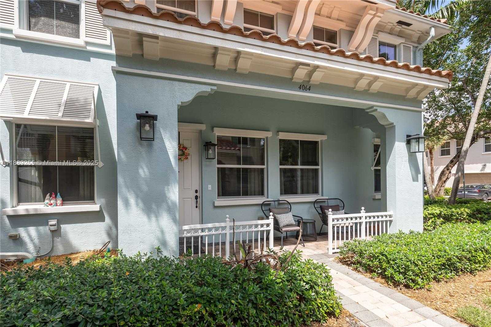 Small Image of 4064 CASCADA CIR, Cooper City Number 32