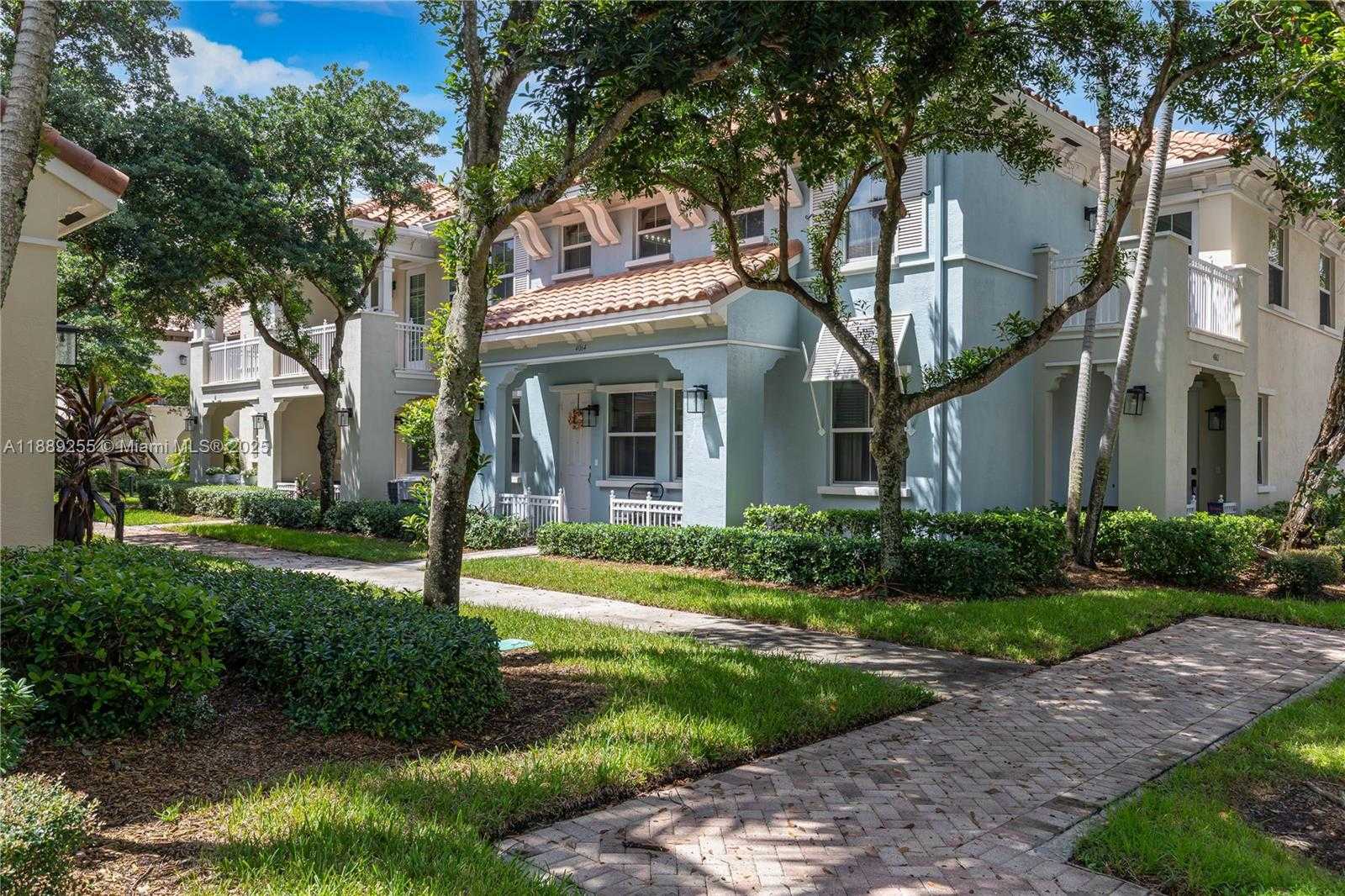 Small Image of 4064 CASCADA CIR, Cooper City Number 33
