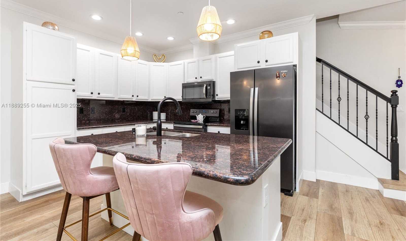 Small Image of 4064 CASCADA CIR, Cooper City Number 9