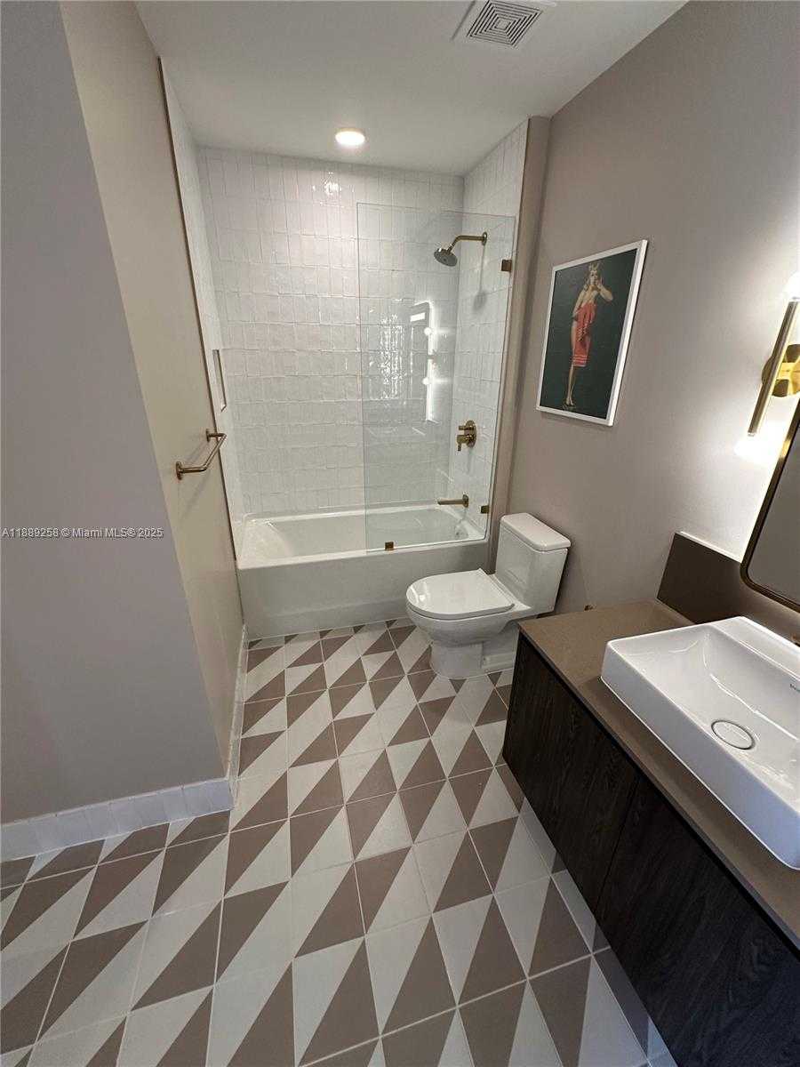 Small Image of 159 NORTH EAST 6TH ST #5013, Miami Number 11