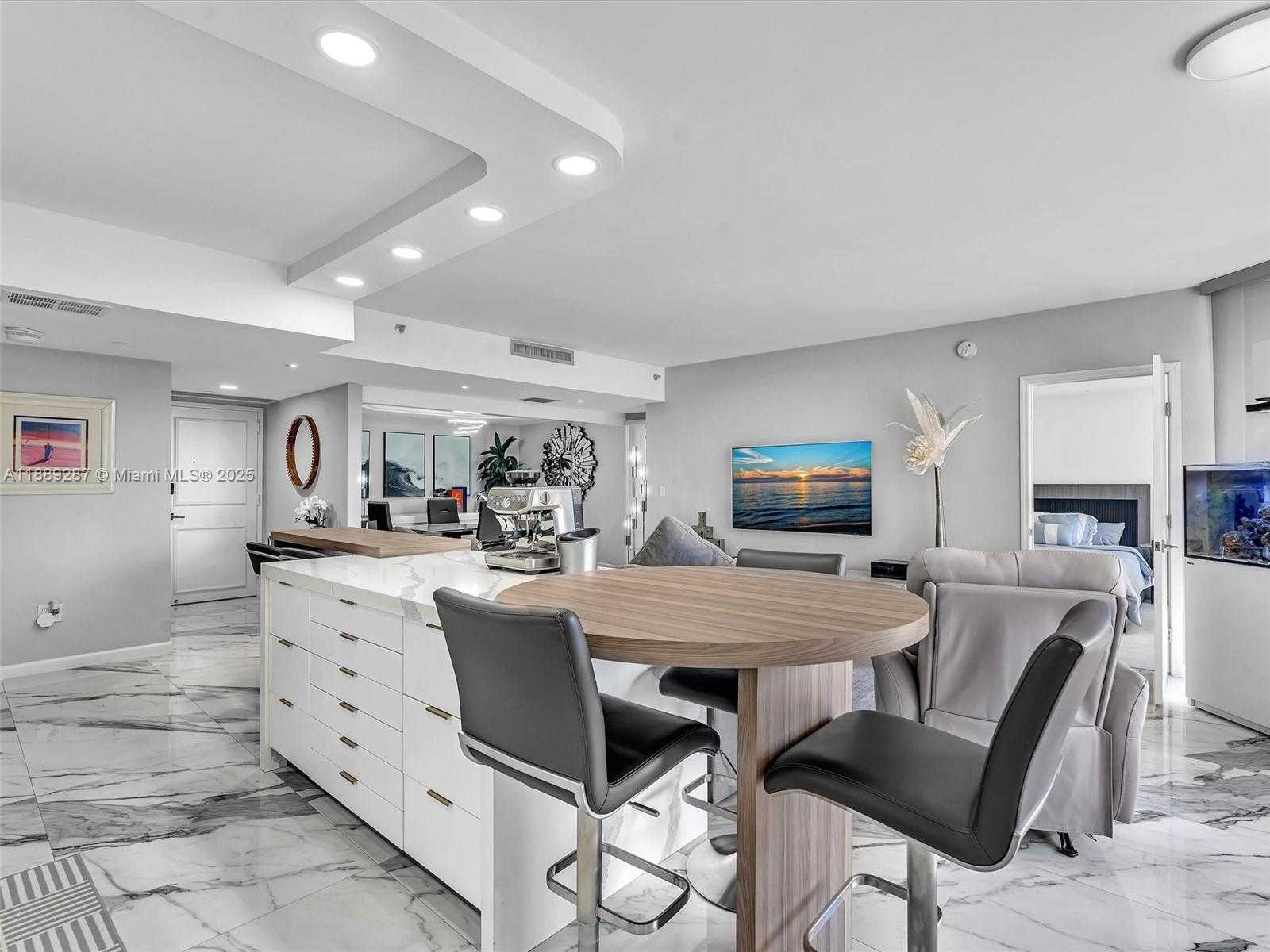 Small Image of 20191 EAST COUNTRY CLUB DR #511, Aventura Number 17