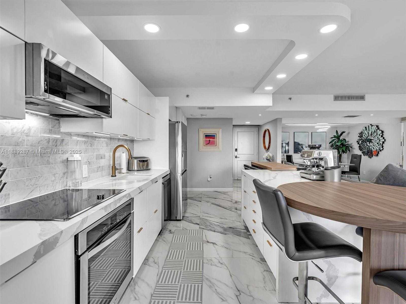 Small Image of 20191 EAST COUNTRY CLUB DR #511, Aventura Number 18