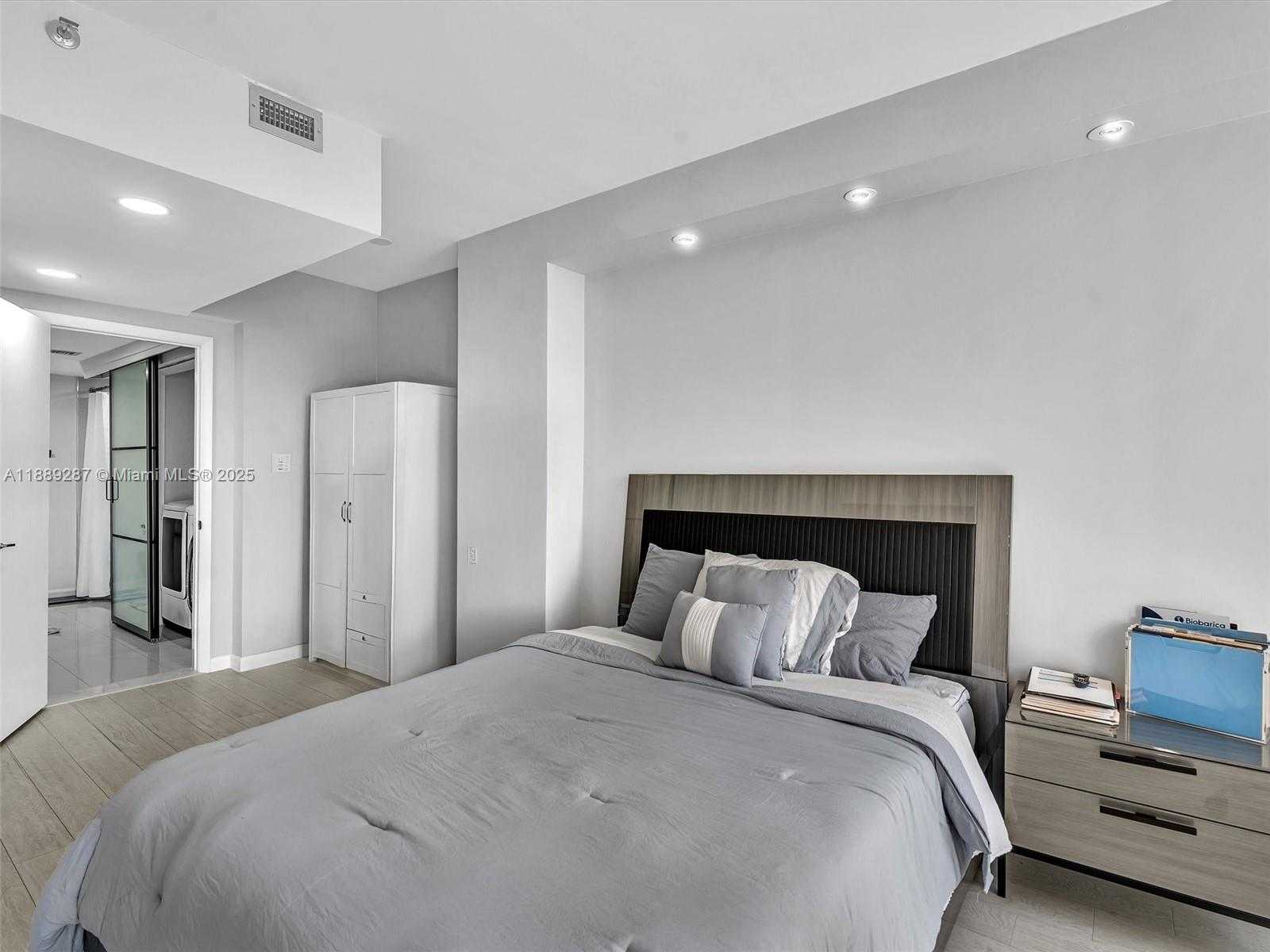 Small Image of 20191 EAST COUNTRY CLUB DR #511, Aventura Number 34