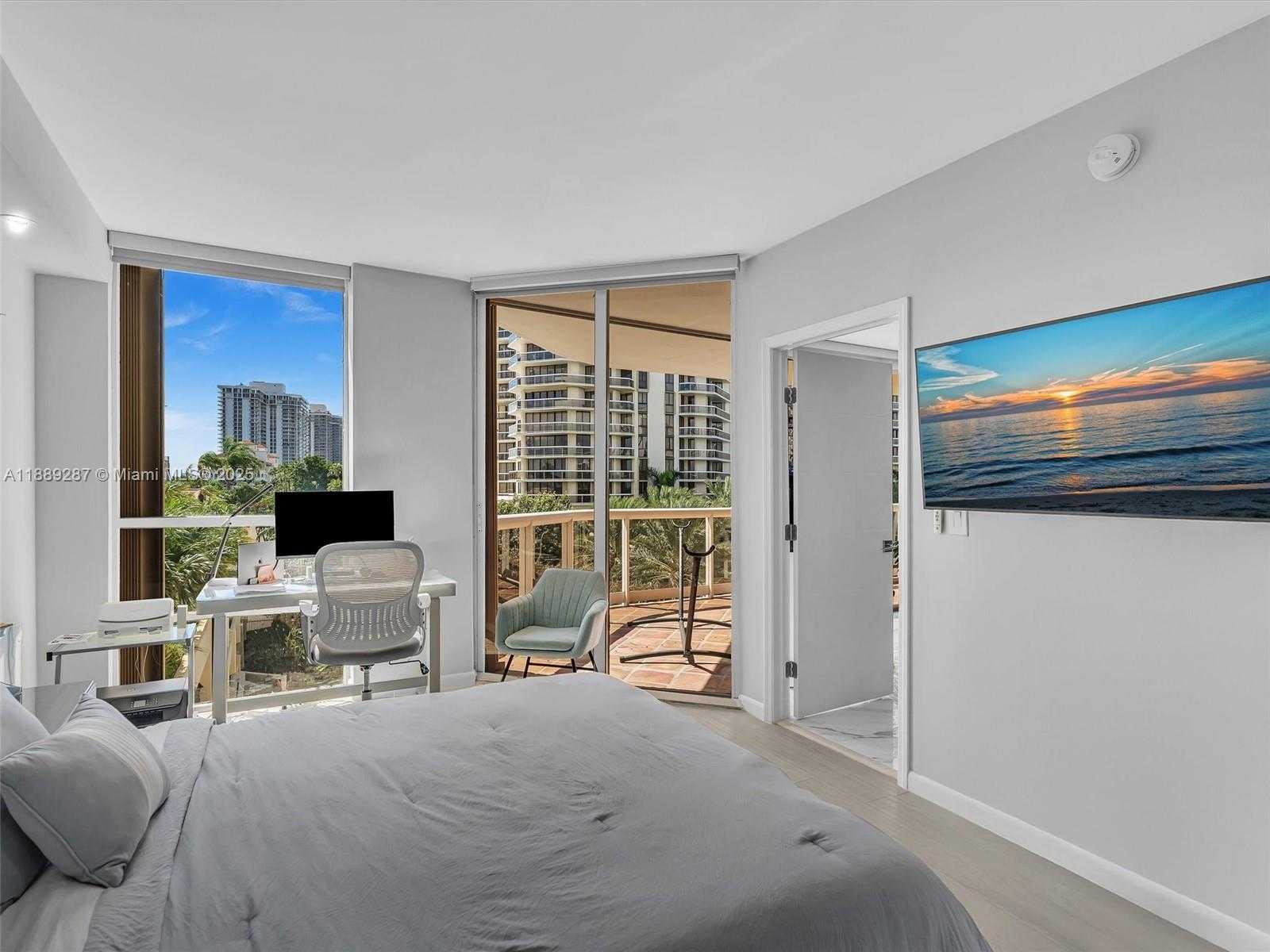 Small Image of 20191 EAST COUNTRY CLUB DR #511, Aventura Number 37