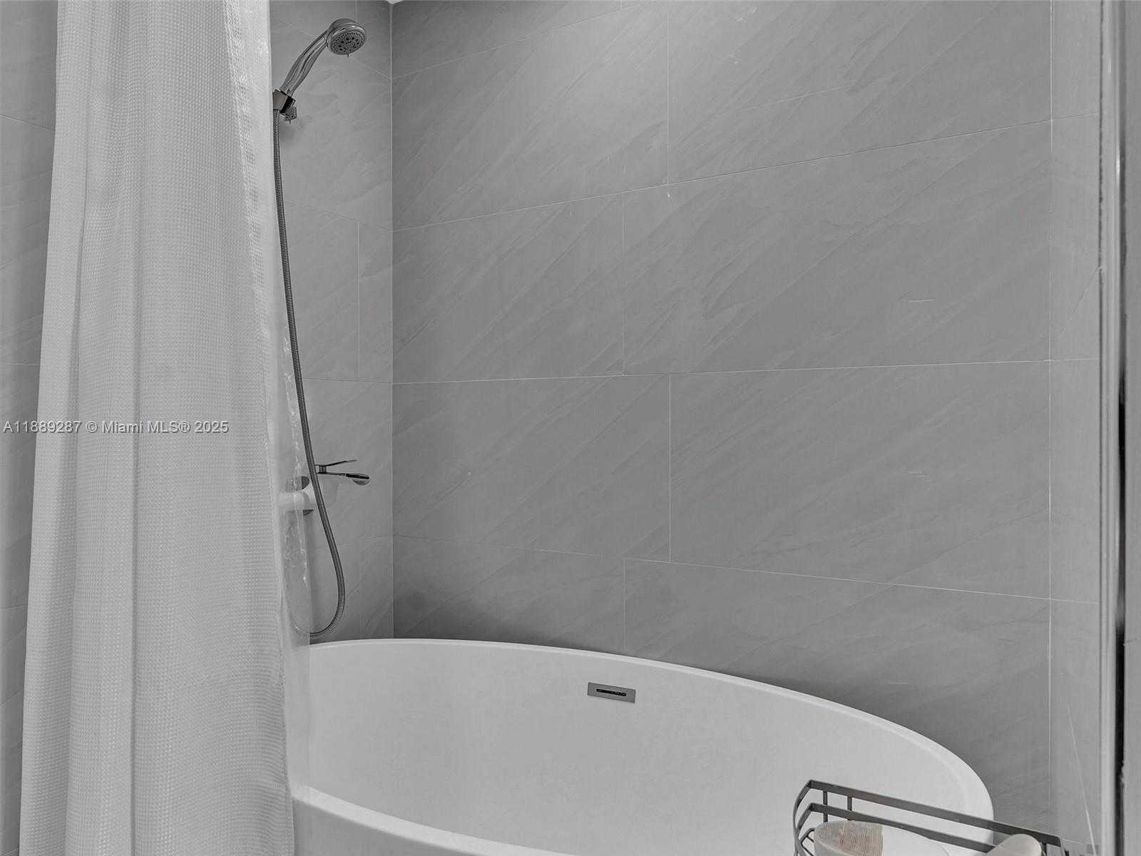 Small Image of 20191 EAST COUNTRY CLUB DR #511, Aventura Number 42