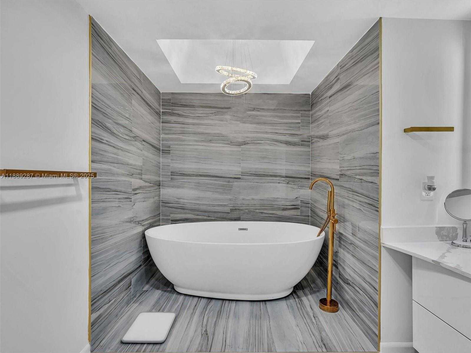 Small Image of 20191 EAST COUNTRY CLUB DR #511, Aventura Number 48