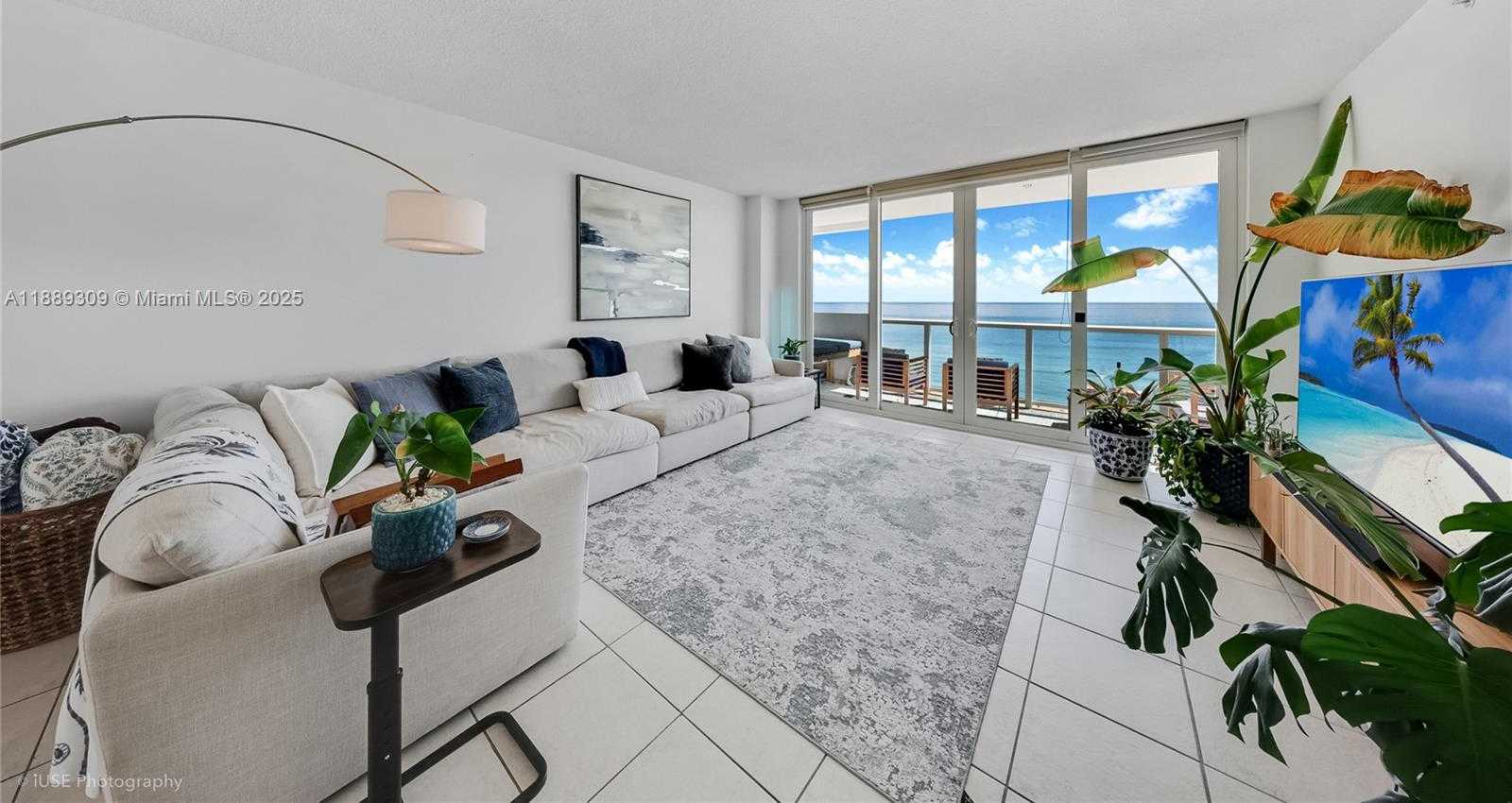 Small Image of 5601 COLLINS AVE #1001, Miami Beach Number 10