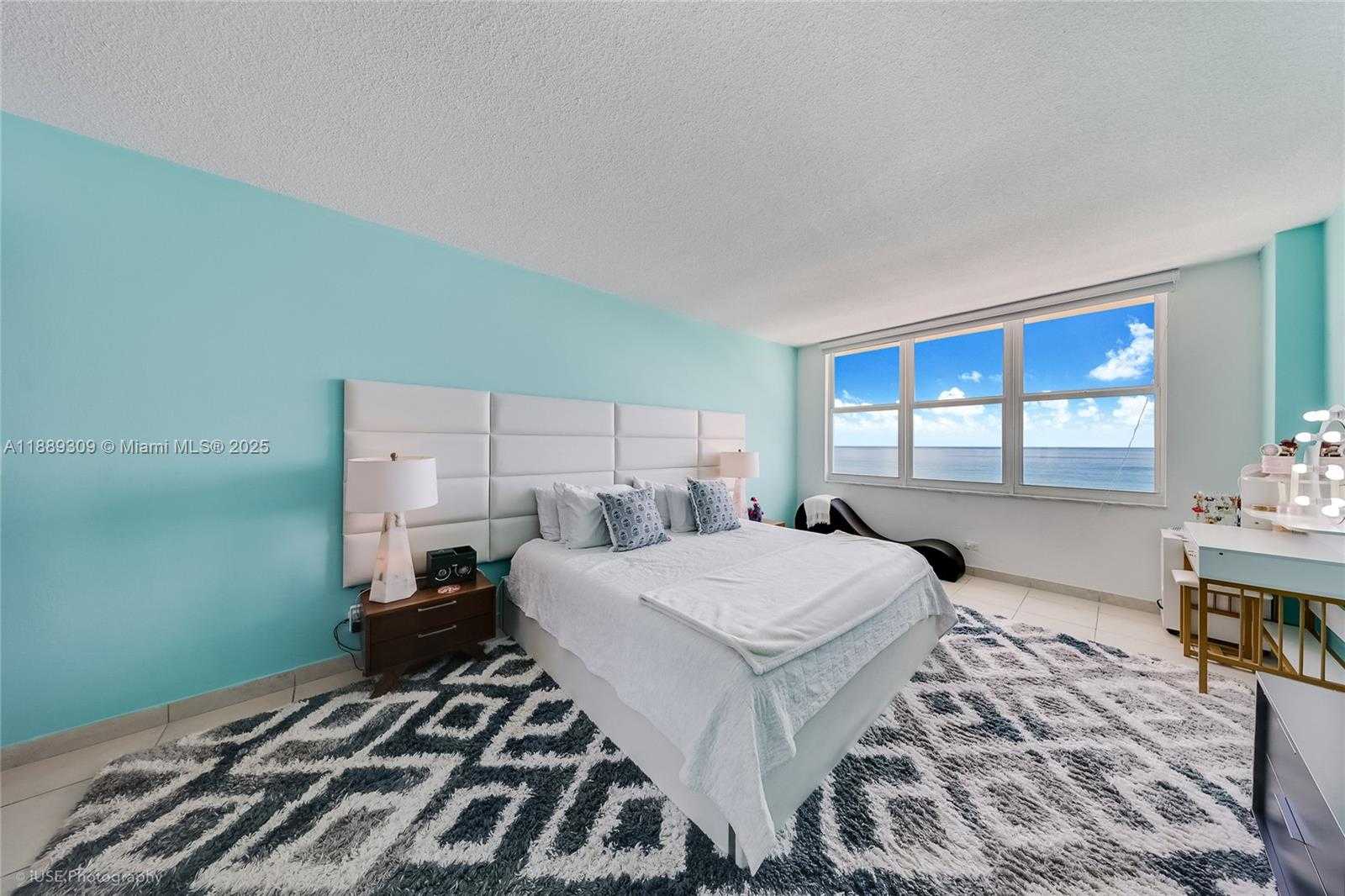 Small Image of 5601 COLLINS AVE #1001, Miami Beach Number 21