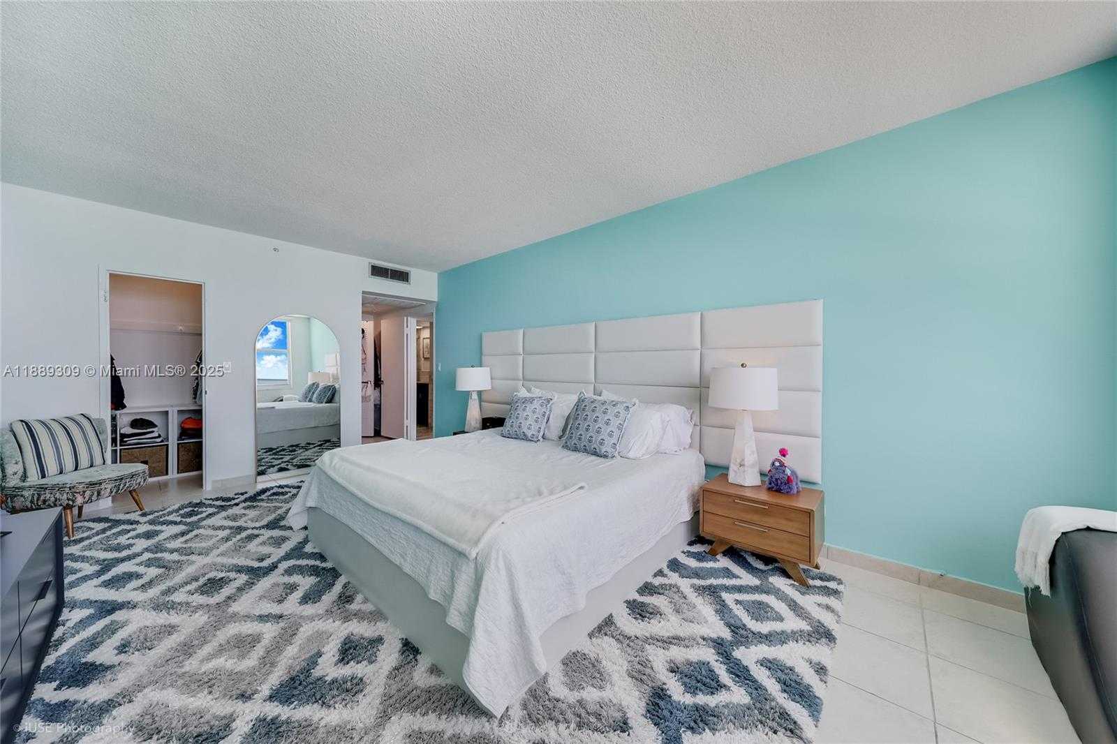 Small Image of 5601 COLLINS AVE #1001, Miami Beach Number 22