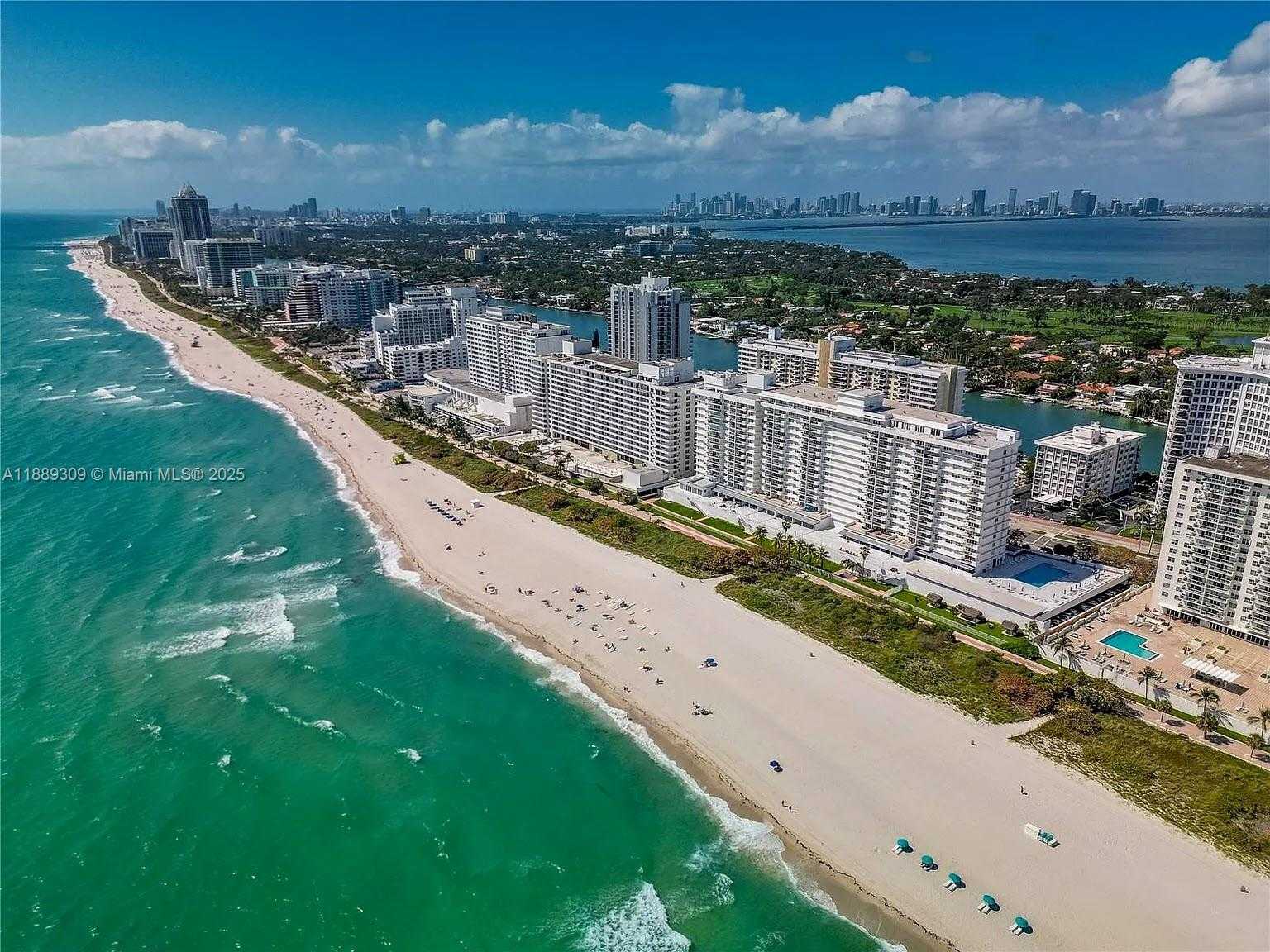 Small Image of 5601 COLLINS AVE #1001, Miami Beach Number 3