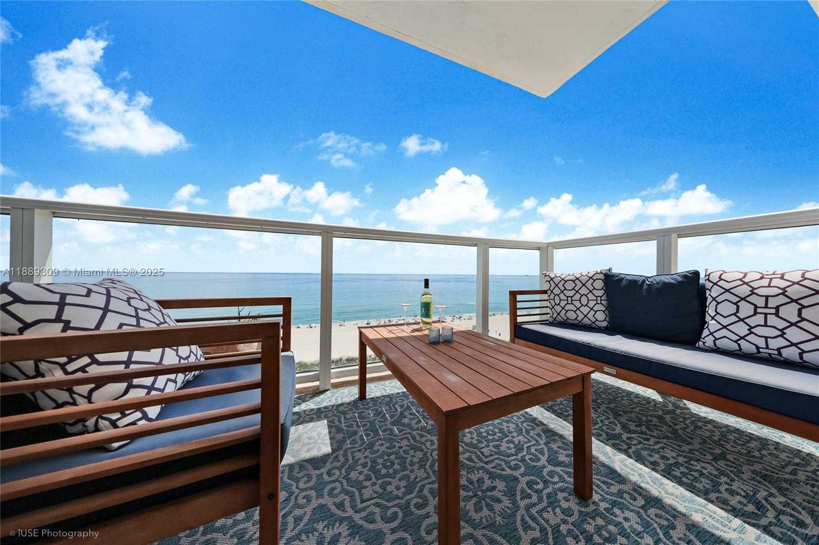 Small Image of 5601 COLLINS AVE #1001, Miami Beach Number 4