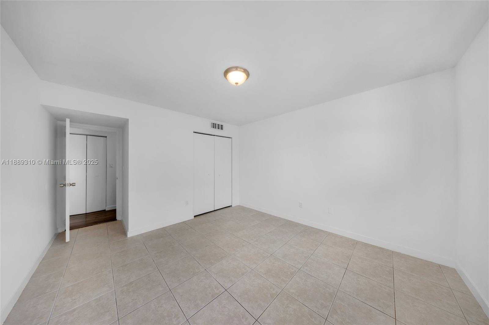 Small Image of 4480 NORTH WEST 79TH AVE #2G, Doral Number 10