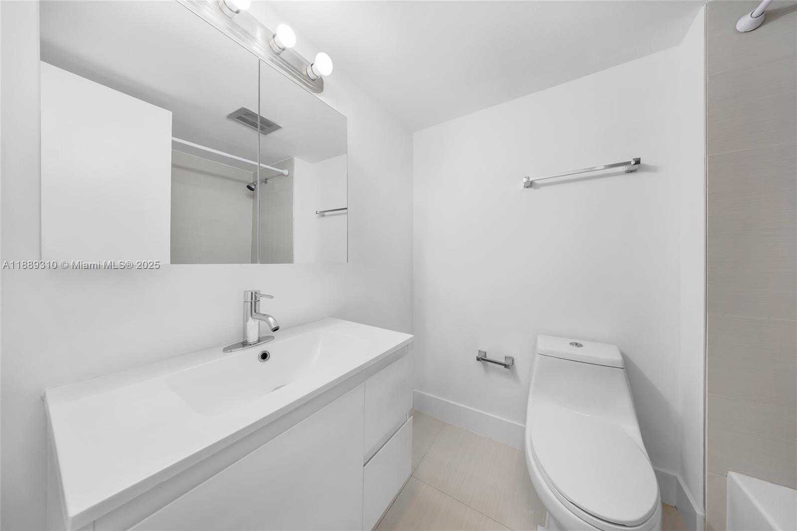 Small Image of 4480 NORTH WEST 79TH AVE #2G, Doral Number 13