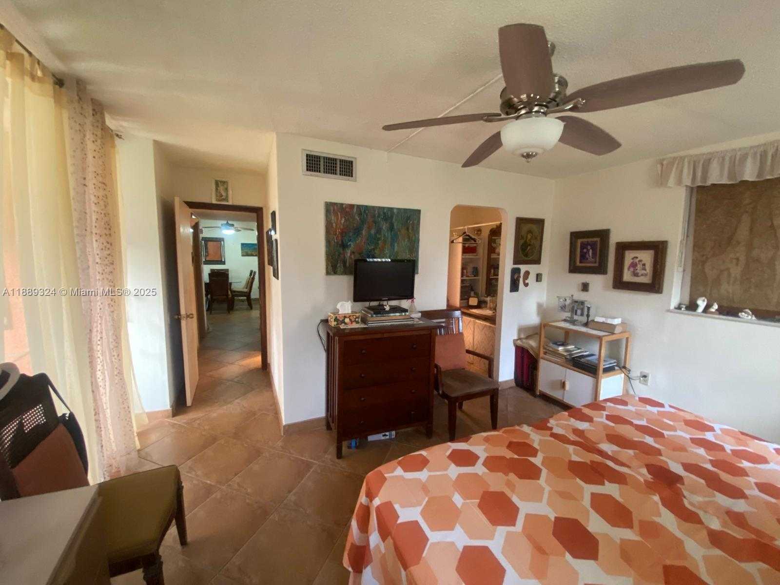 Small Image of 2929 POINT EAST DR #A108, Aventura Number 14