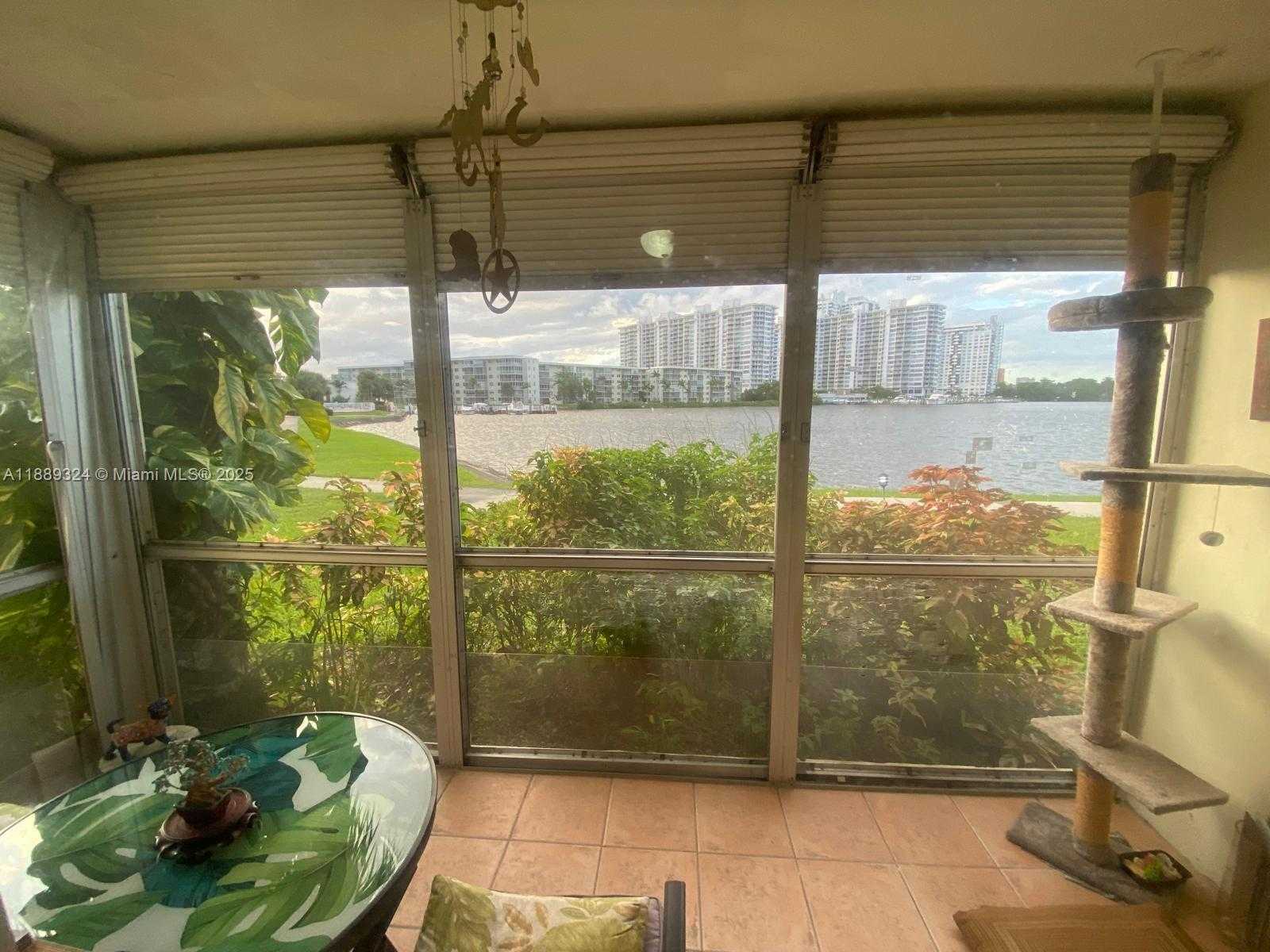 Small Image of 2929 POINT EAST DR #A108, Aventura Number 19