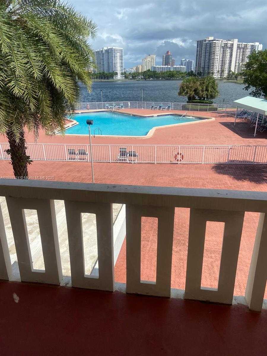 Small Image of 2929 POINT EAST DR #A108, Aventura Number 3
