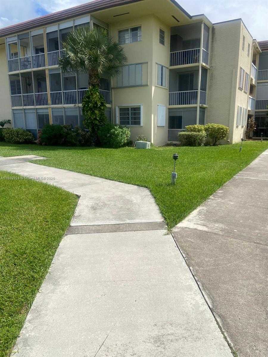 Small Image of 2929 POINT EAST DR #A108, Aventura Number 33