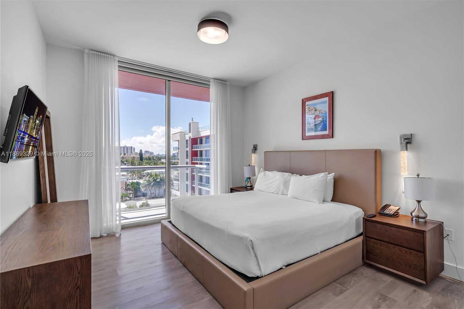 Small Image of 777 NORTH OCEAN DR #N511, Hollywood Number 9