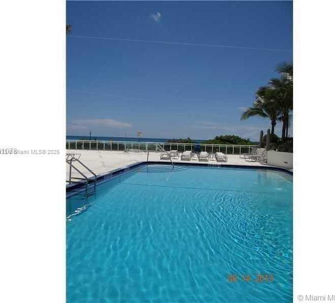 Small Image of 6917 COLLINS AVE #912, Miami Beach Number 17