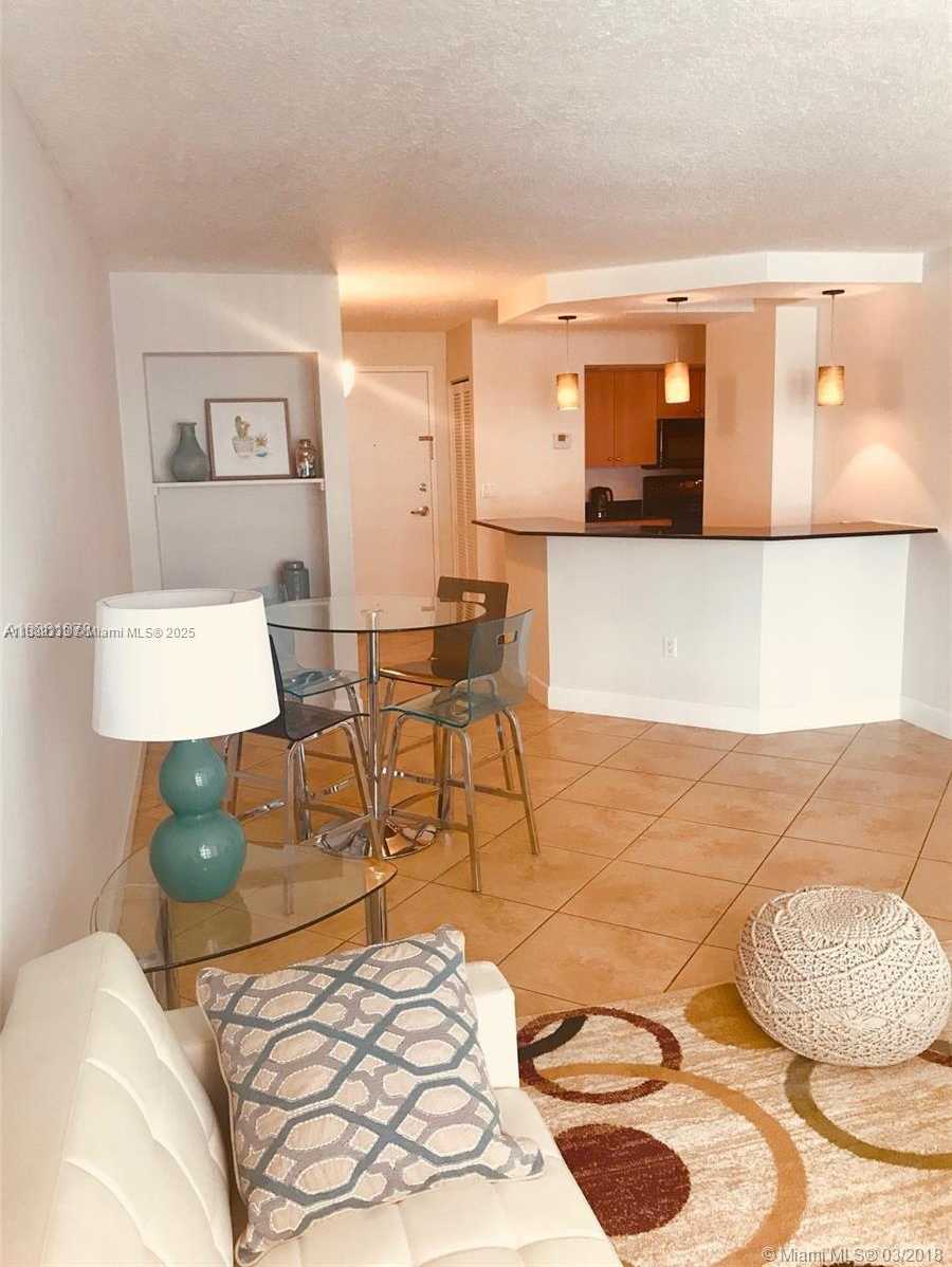 Small Image of 6917 COLLINS AVE #912, Miami Beach Number 6