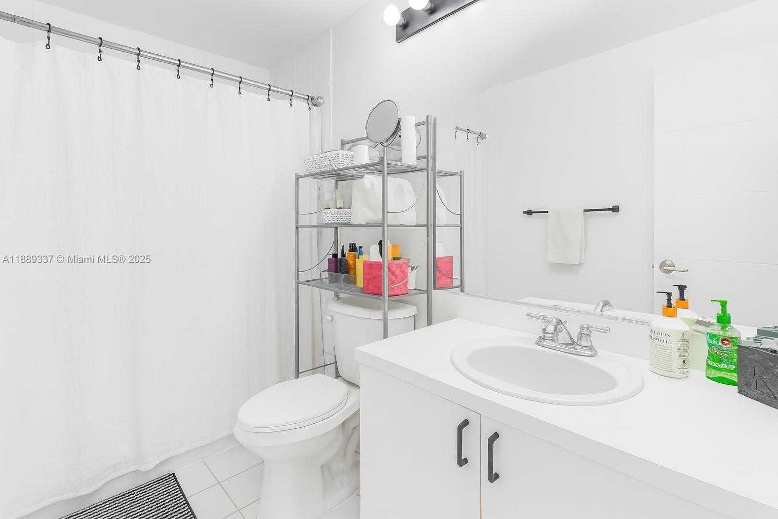 Small Image of 3505 SOUTH OCEAN DR #601, Hollywood Number 14