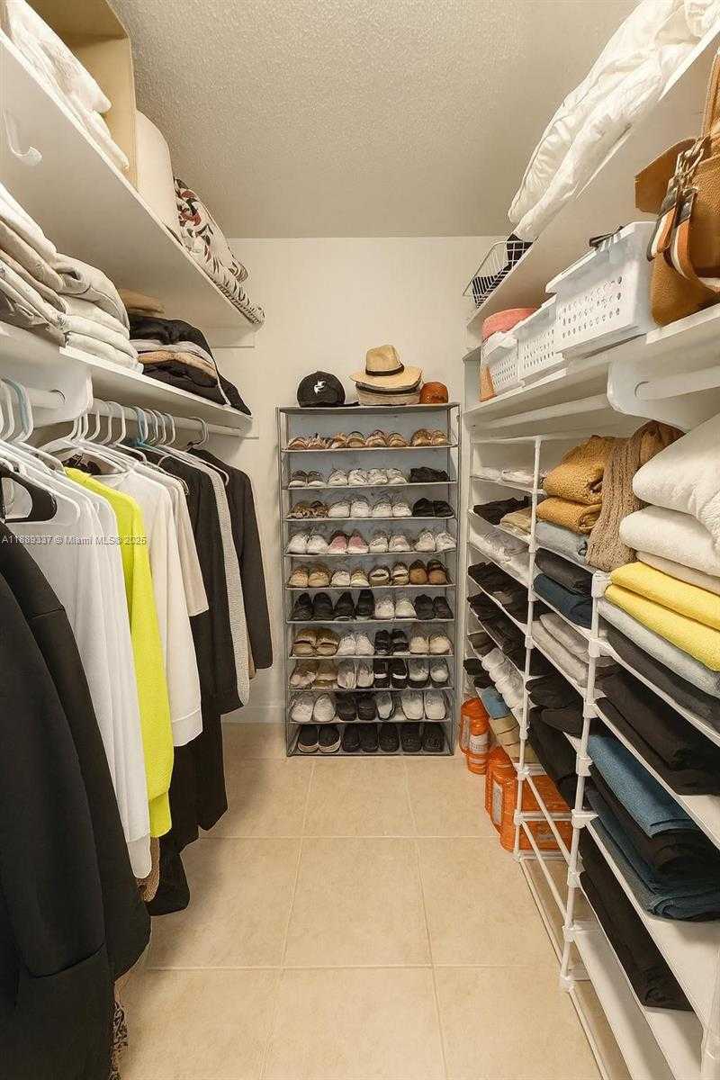 Small Image of 3505 SOUTH OCEAN DR #601, Hollywood Number 15