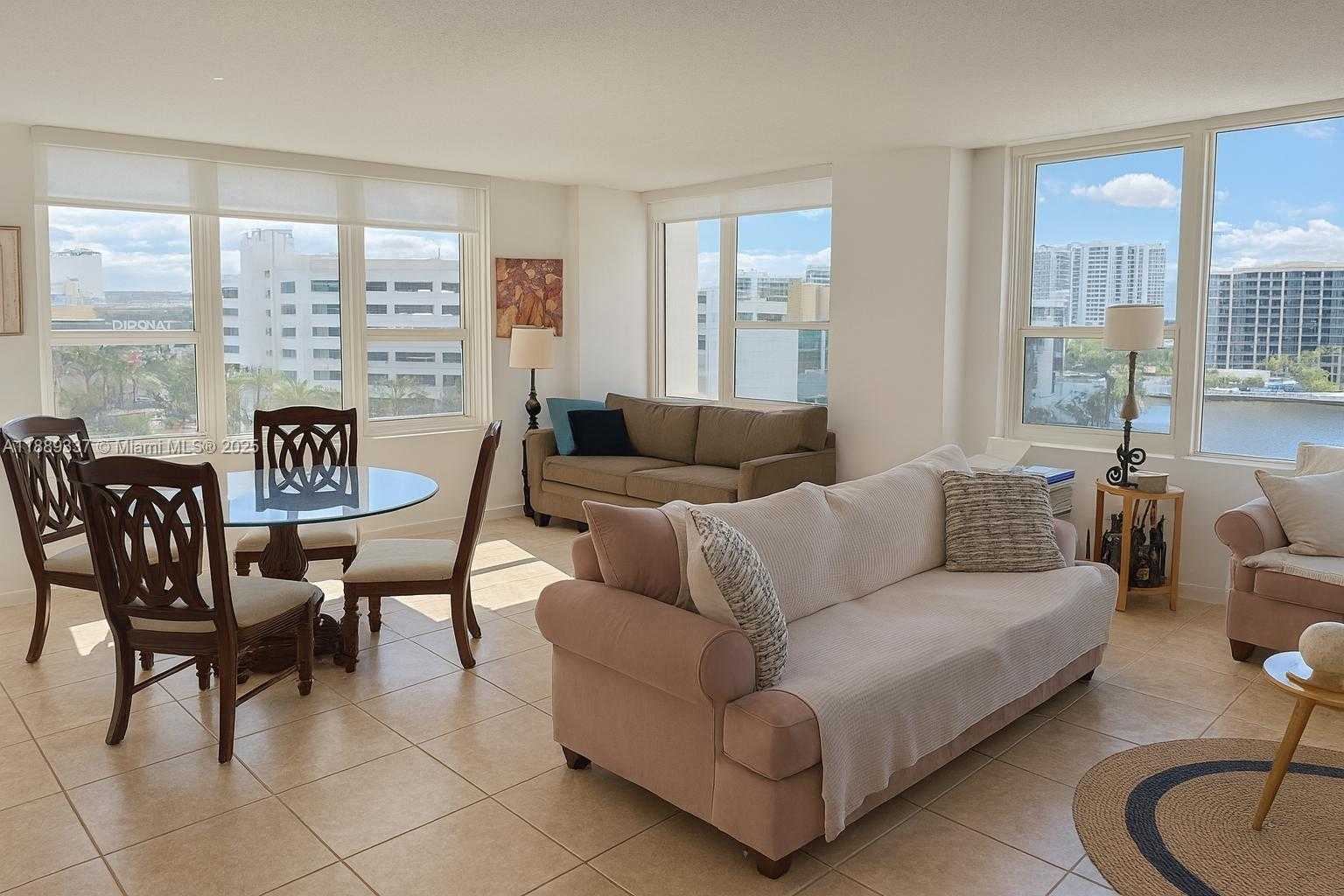 Small Image of 3505 SOUTH OCEAN DR #601, Hollywood Number 2