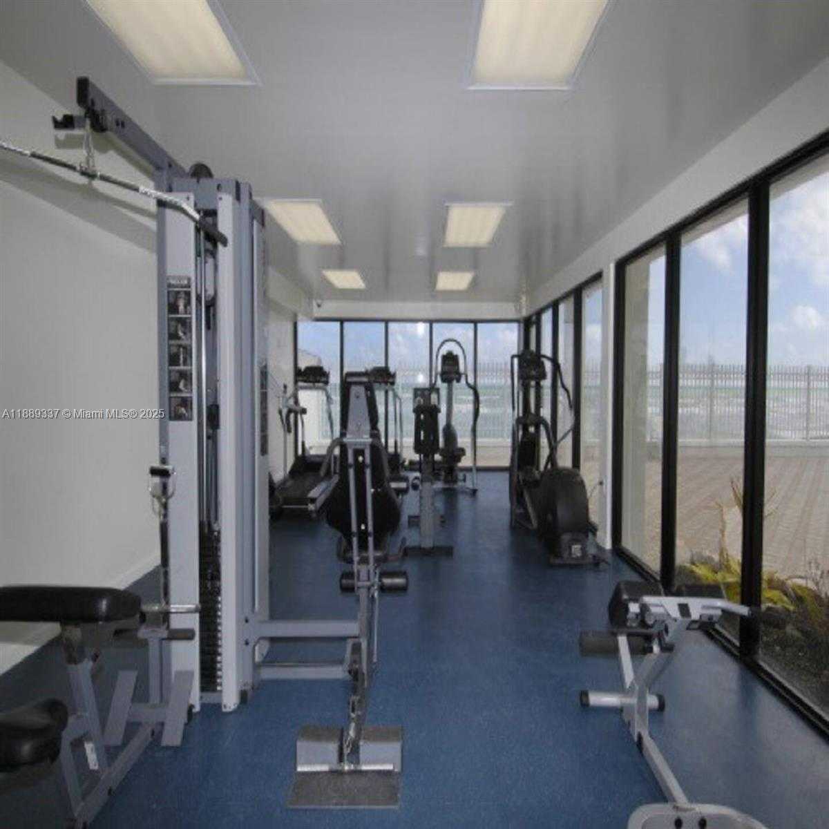 Small Image of 3505 SOUTH OCEAN DR #601, Hollywood Number 21