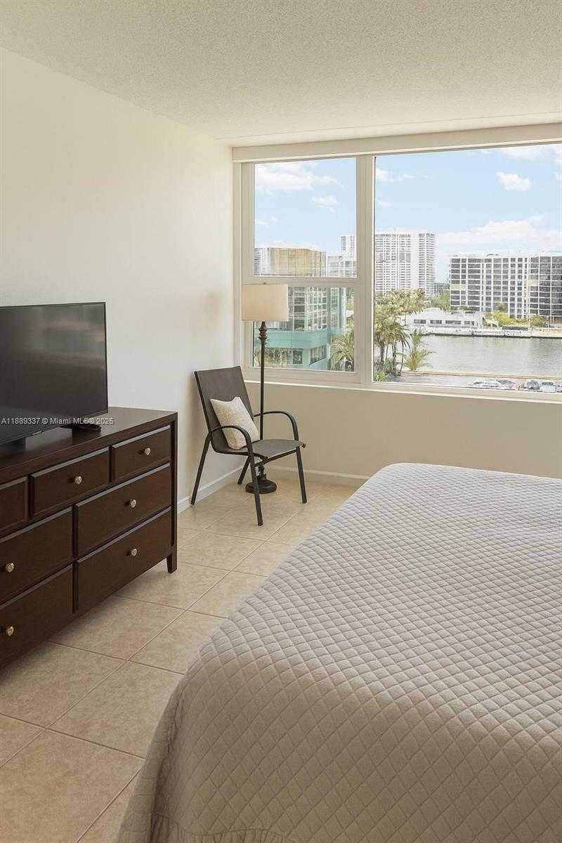 Small Image of 3505 SOUTH OCEAN DR #601, Hollywood Number 6