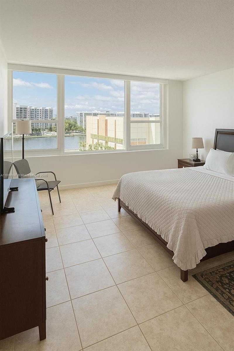 Small Image of 3505 SOUTH OCEAN DR #601, Hollywood Number 8