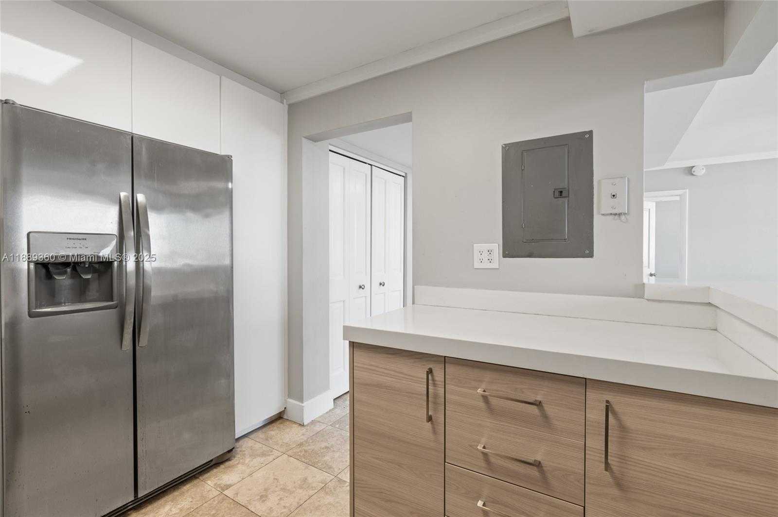 Small Image of 16565 NORTH EAST 26TH AVE #6C, North Miami Beach Number 11