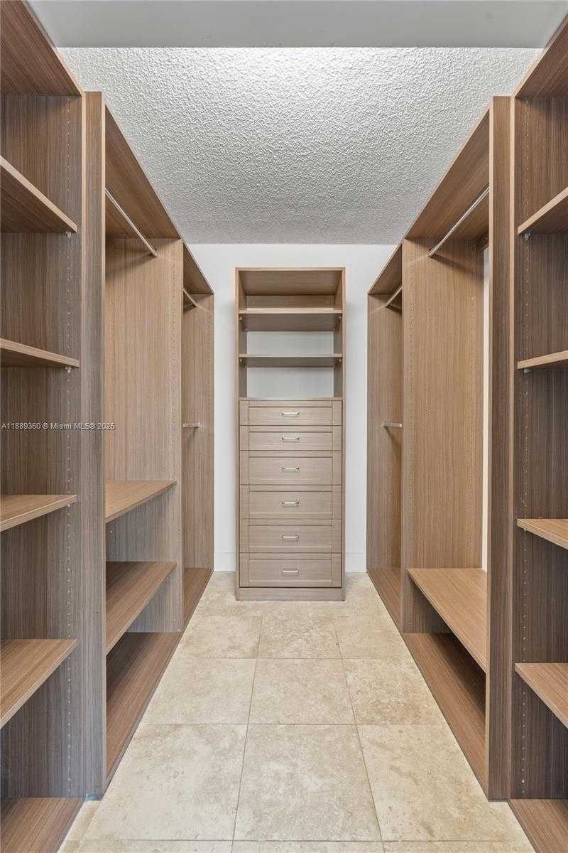 Small Image of 16565 NORTH EAST 26TH AVE #6C, North Miami Beach Number 14