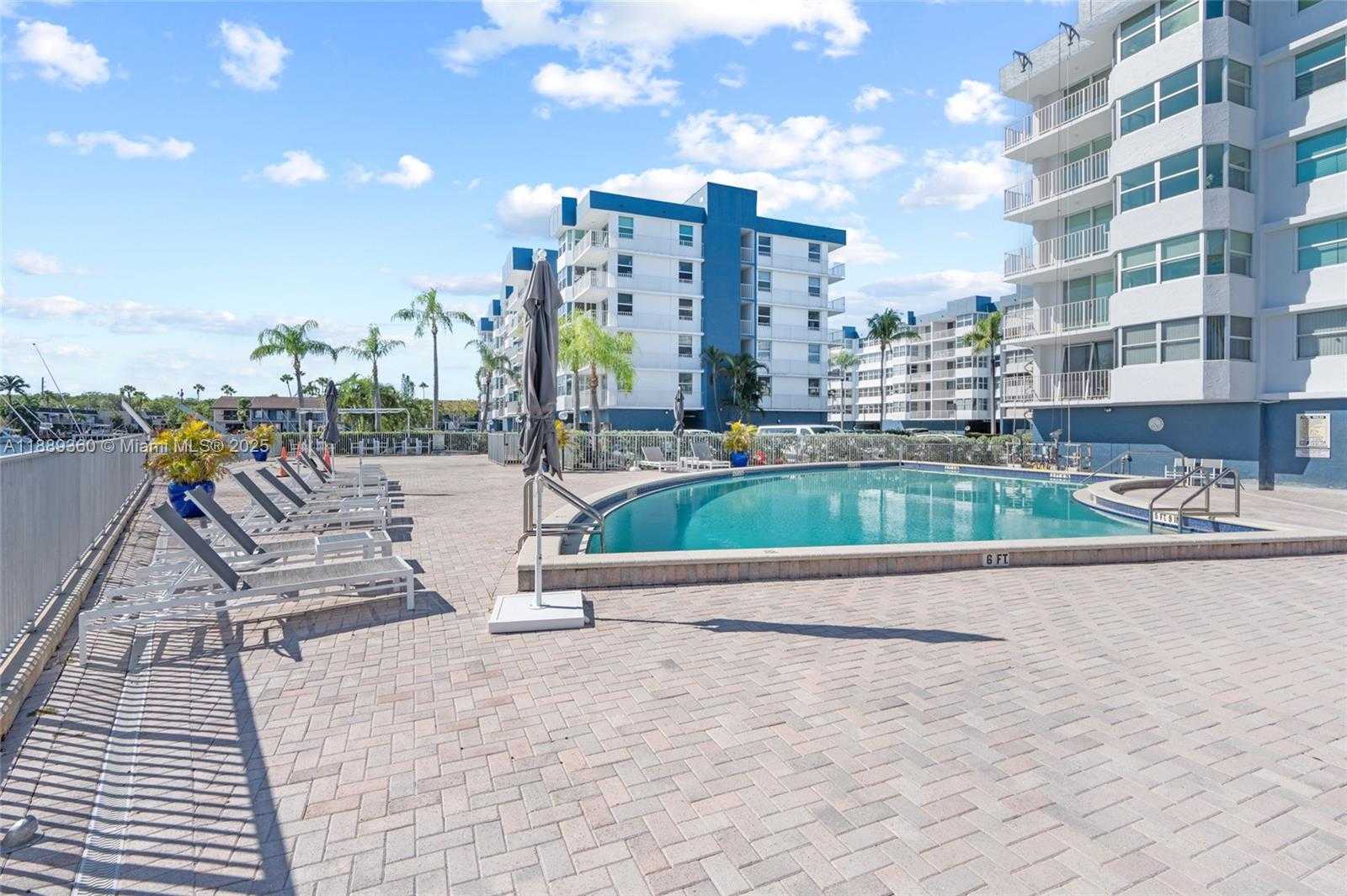 Small Image of 16565 NORTH EAST 26TH AVE #6C, North Miami Beach Number 31