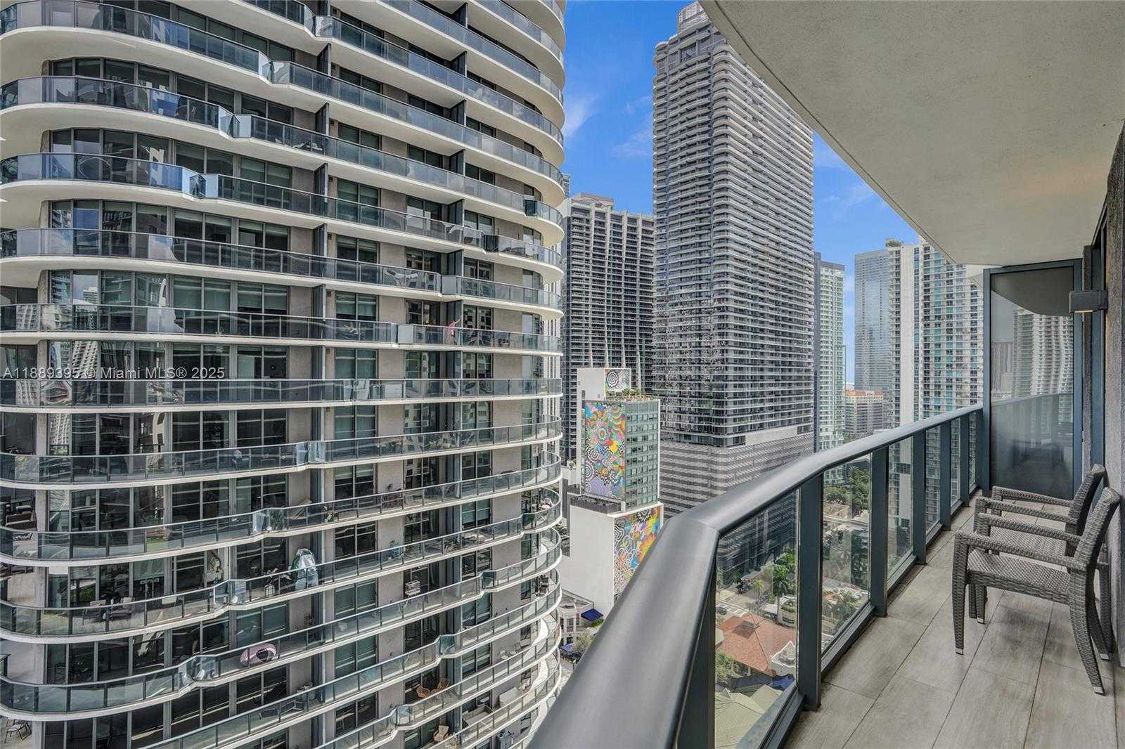 Small Image of 55 SOUTH WEST 9TH ST #2201, Miami Number 33