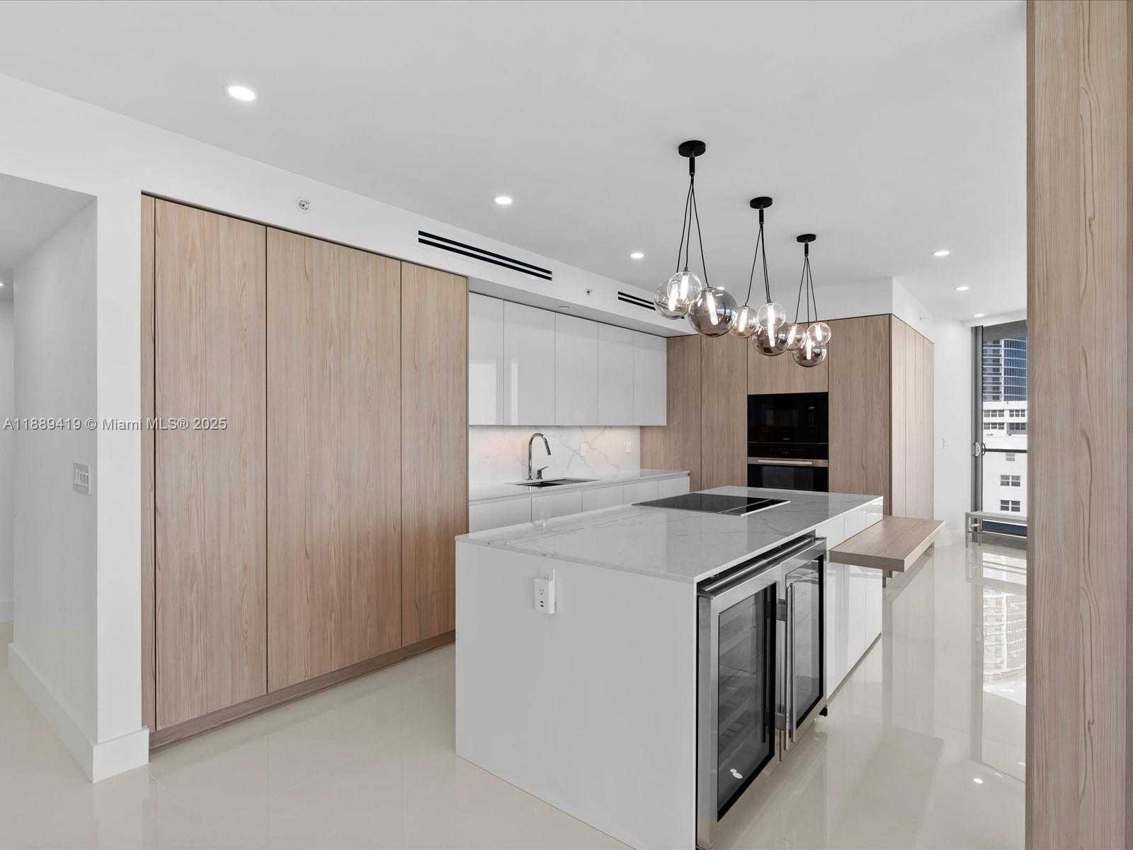 Small Image of 3101 SOUTH OCEAN DR #1608, Hollywood Number 12