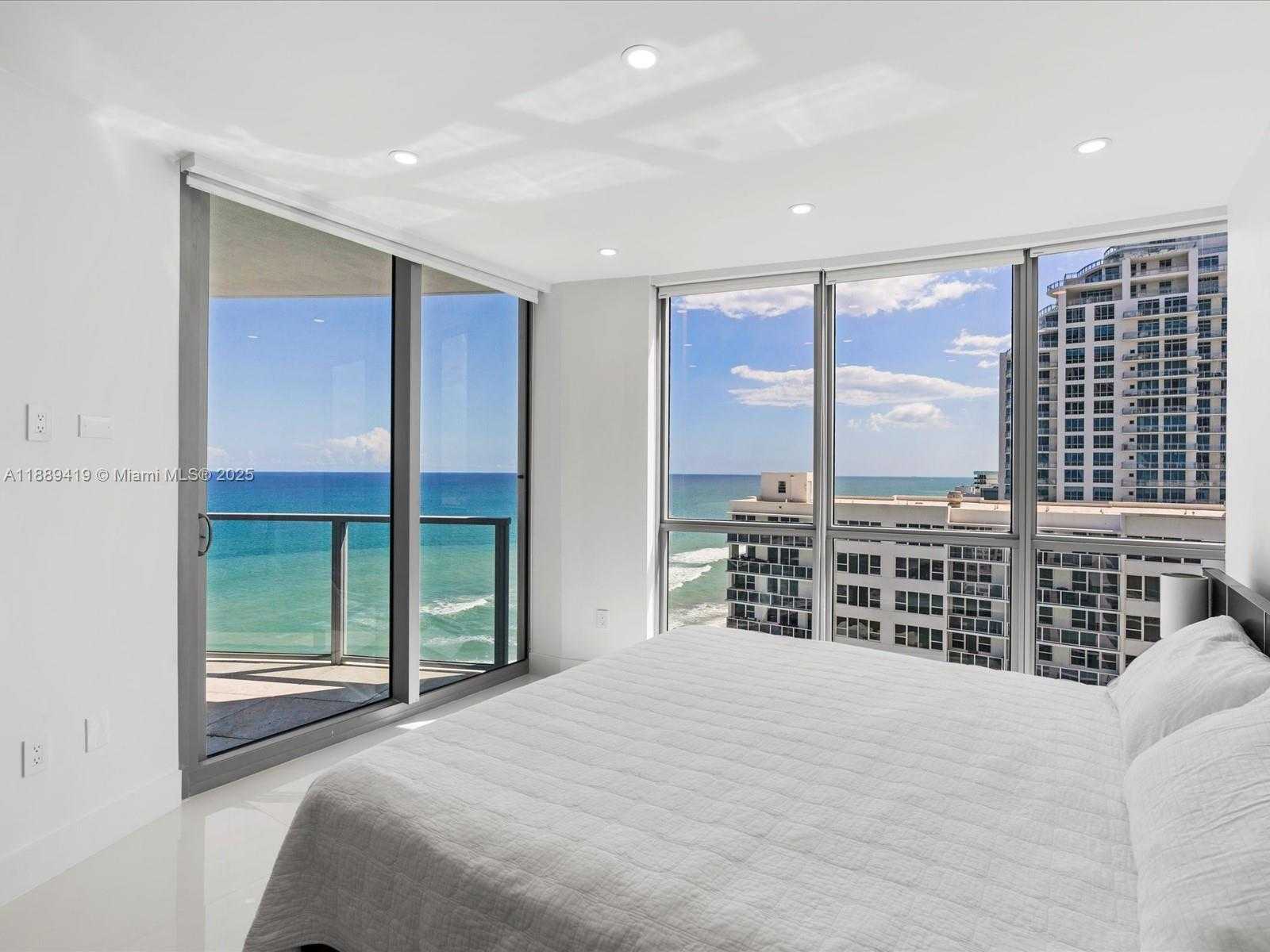 Small Image of 3101 SOUTH OCEAN DR #1608, Hollywood Number 29