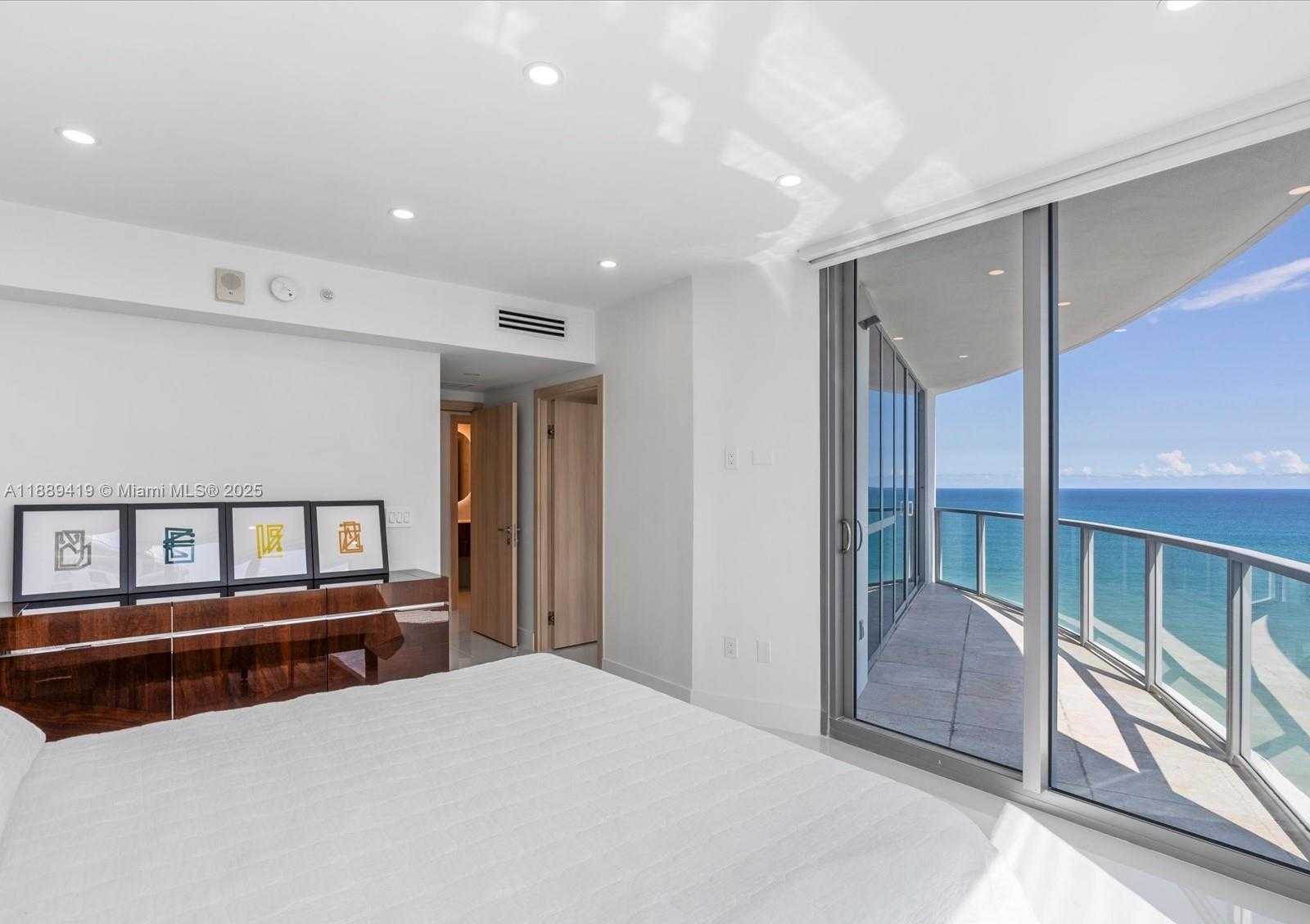 Small Image of 3101 SOUTH OCEAN DR #1608, Hollywood Number 30
