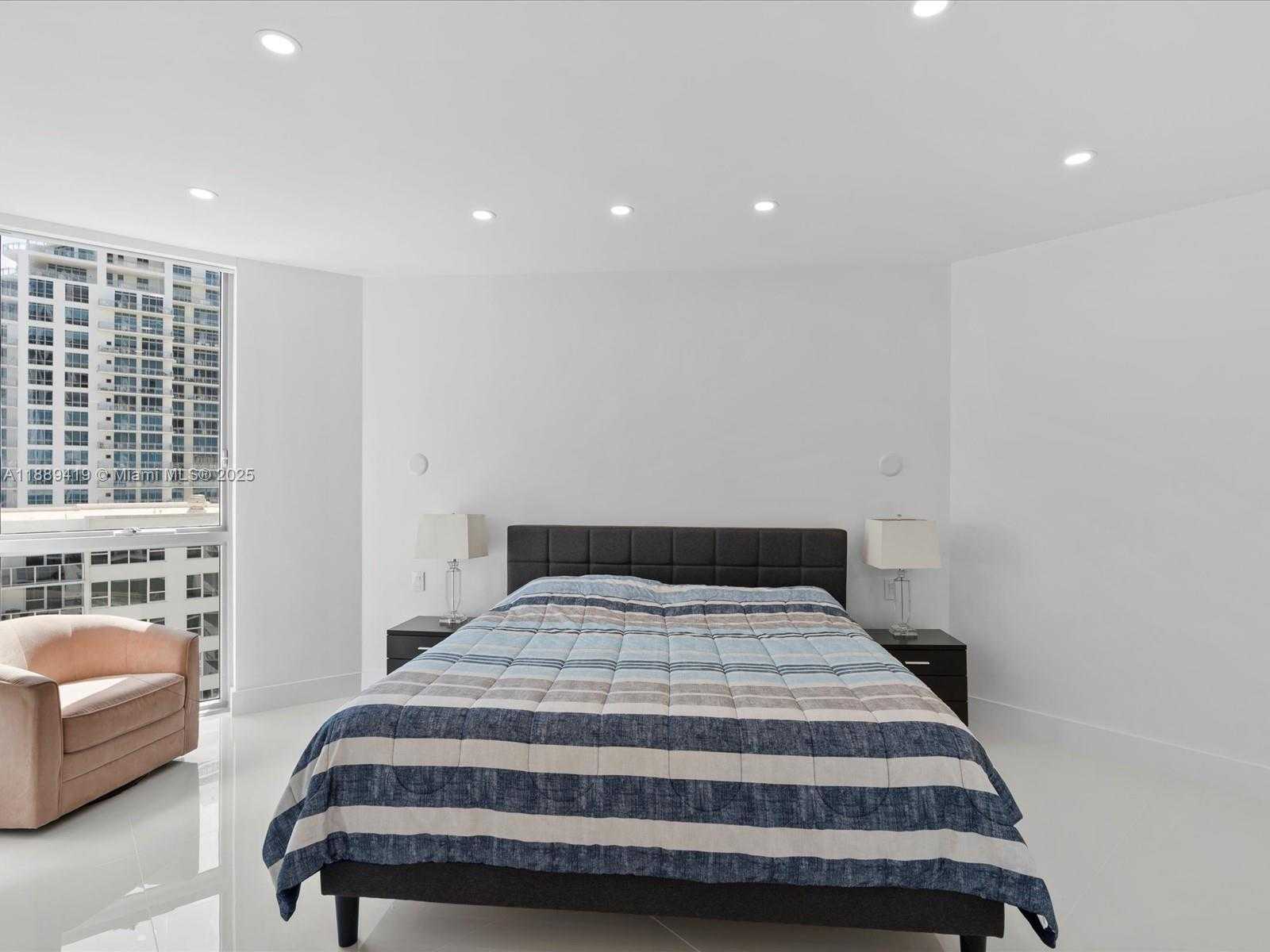 Small Image of 3101 SOUTH OCEAN DR #1608, Hollywood Number 34