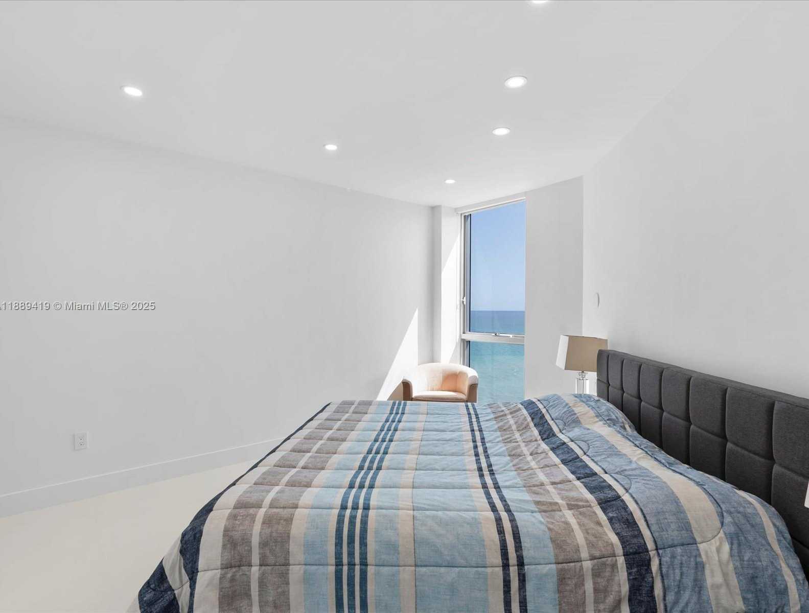 Small Image of 3101 SOUTH OCEAN DR #1608, Hollywood Number 35