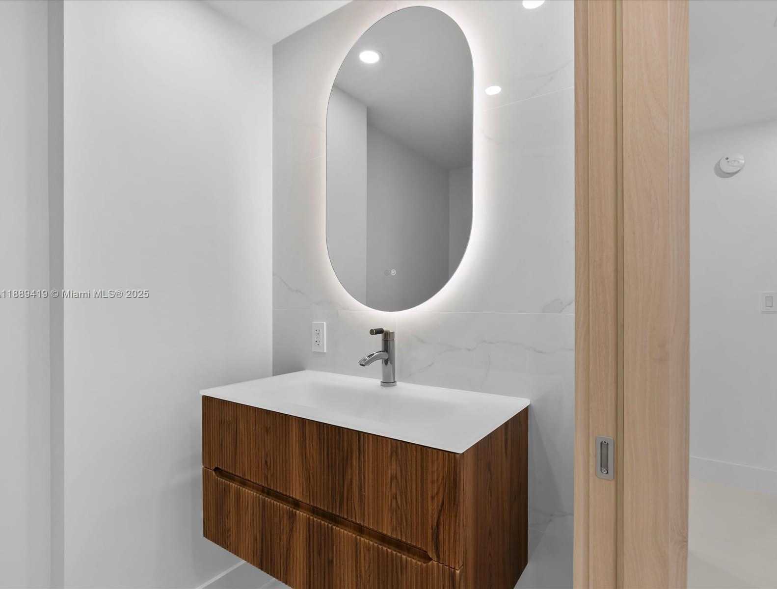 Small Image of 3101 SOUTH OCEAN DR #1608, Hollywood Number 38