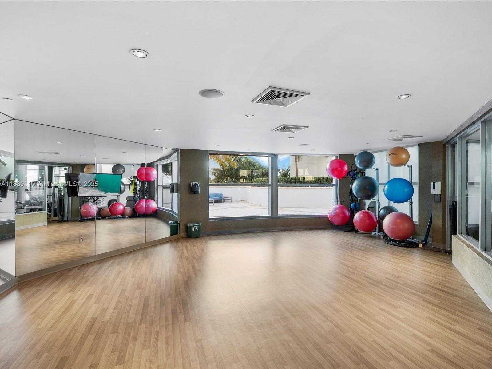Small Image of 3101 SOUTH OCEAN DR #1608, Hollywood Number 49