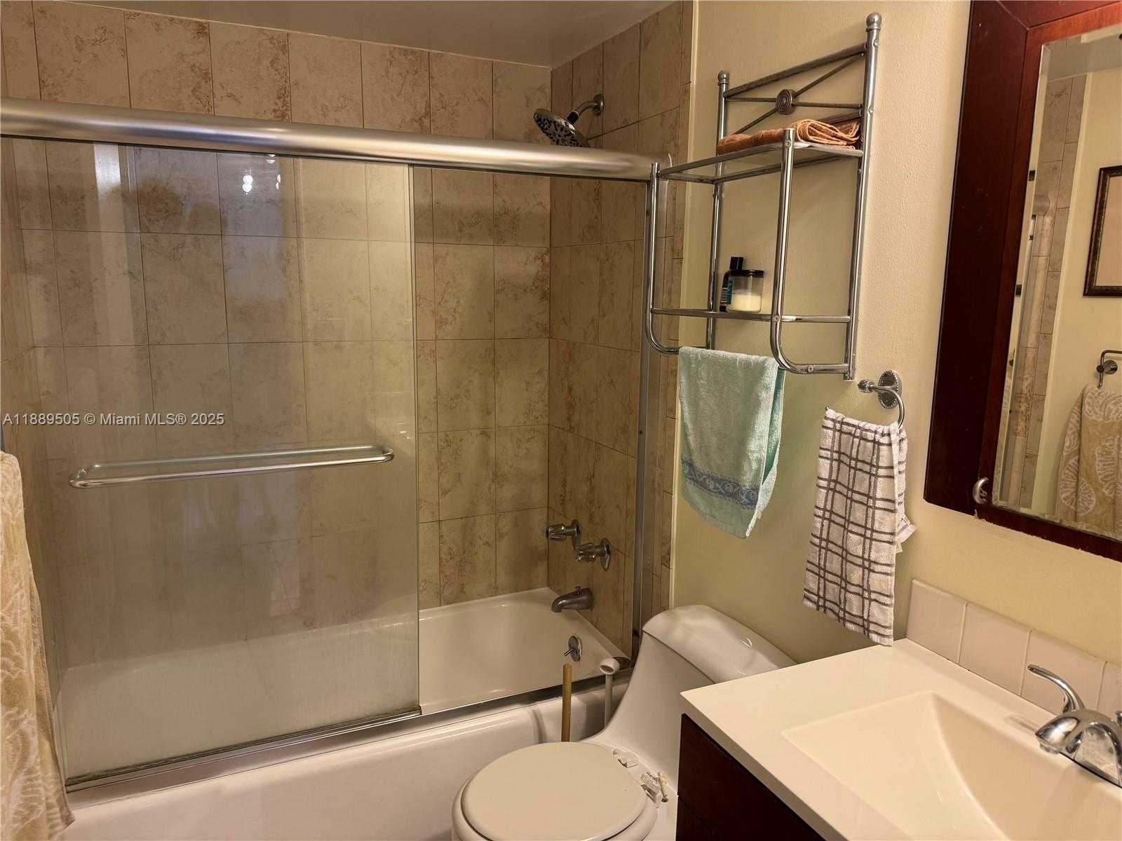 Small Image of 1985 SOUTH OCEAN DR #15A, Hallandale Beach Number 14