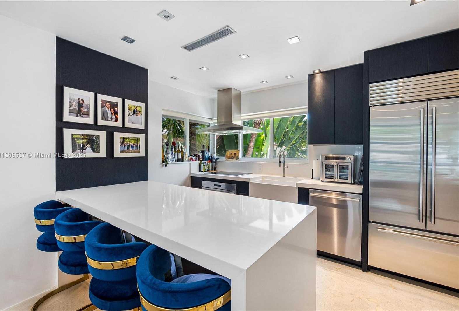 Small Image of 1024 LENOX AVE #8, Miami Beach Number 9